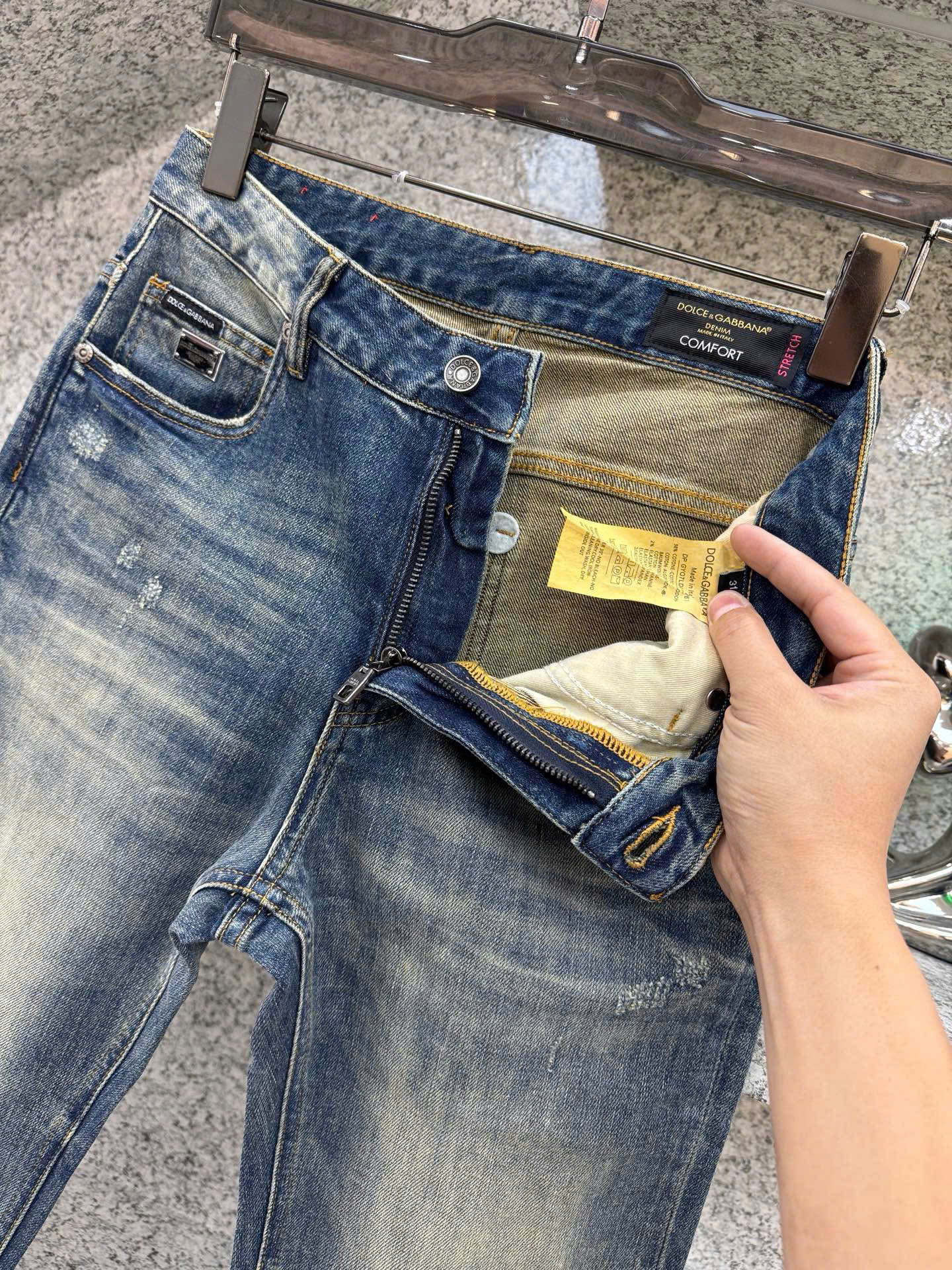 Quần Jean Xanh Dolce Gabbana DG tag bạc vuông túi sau Like Auth 29-34 MK