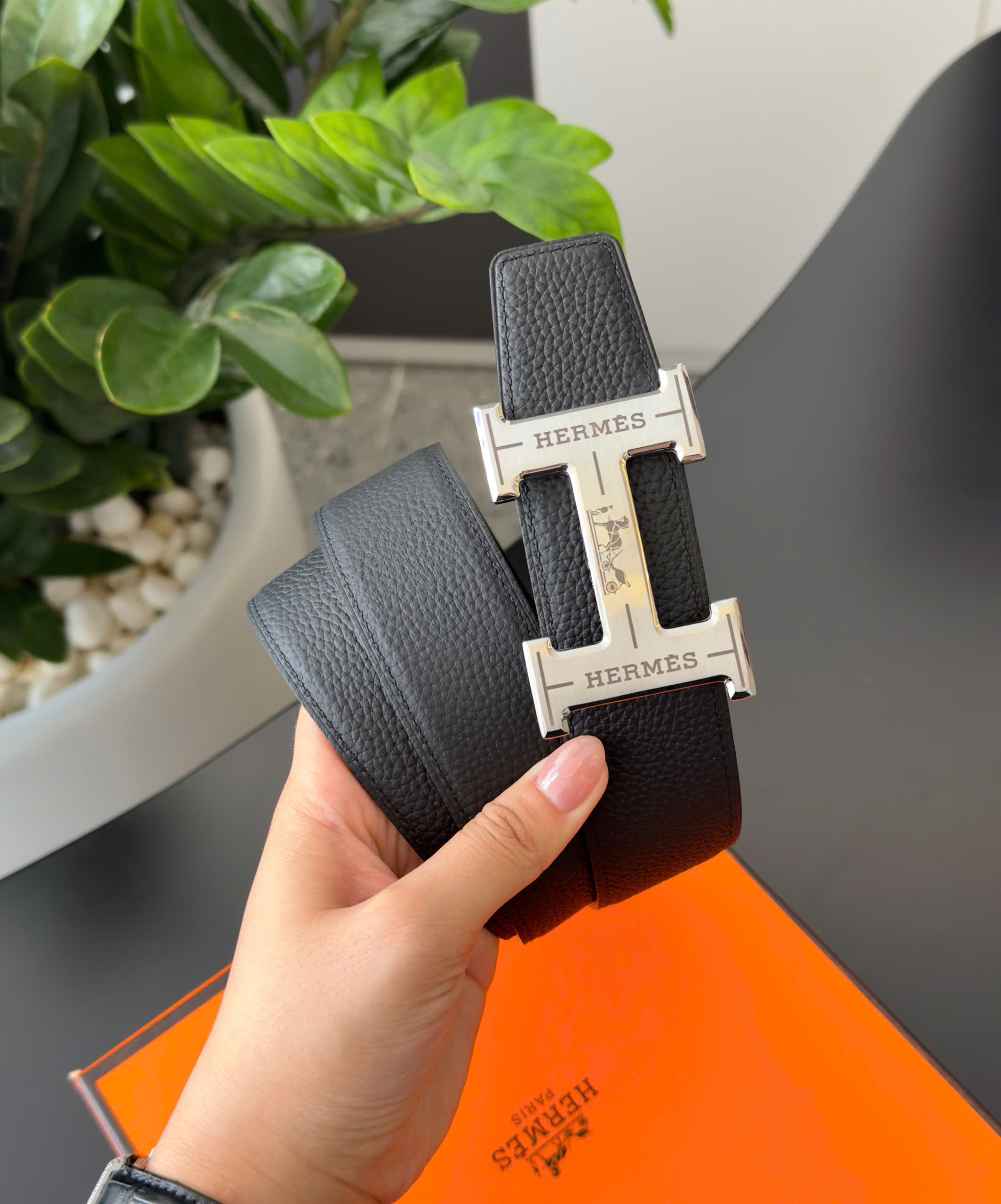 Thắt lưng dây nịt Hermes HM Đen mặt Vàng chữ H in logo Like Auth 85-110cm DDT