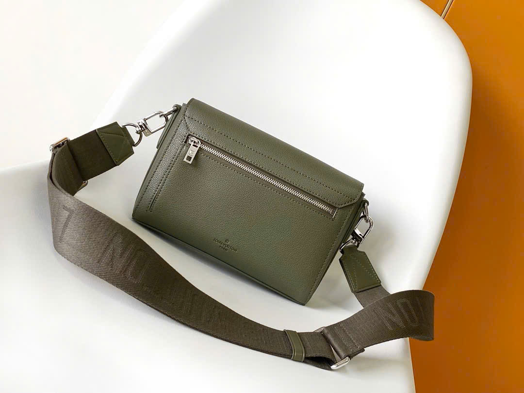 Túi đeo chéo Louis Vuitton LV Bag Takeoff Messenger PM 1-1 on web 22x17x7 PLD