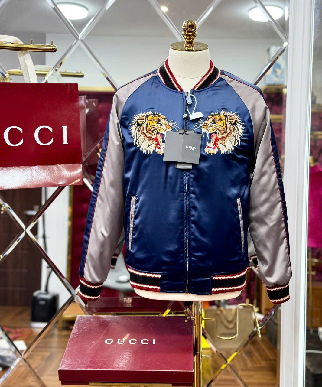 Áo khoác Gucci GC Xanh than phối tay Xám họa tiết thêu song hổ Like Auth 44-50 LK