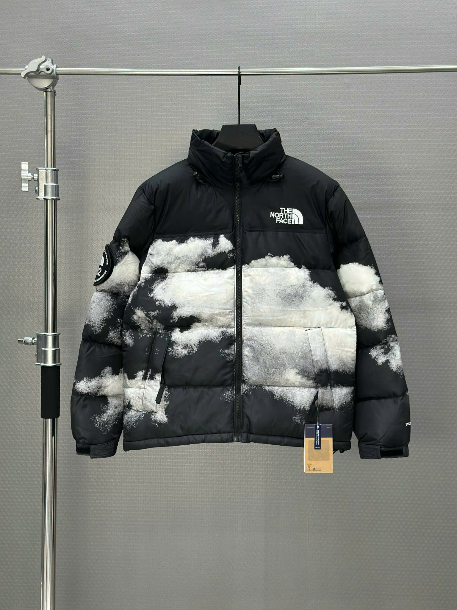 Áo khoác phao The North Face Ðen loang Mây Trắng Like Auth 1-1 on web M-XXL VTN