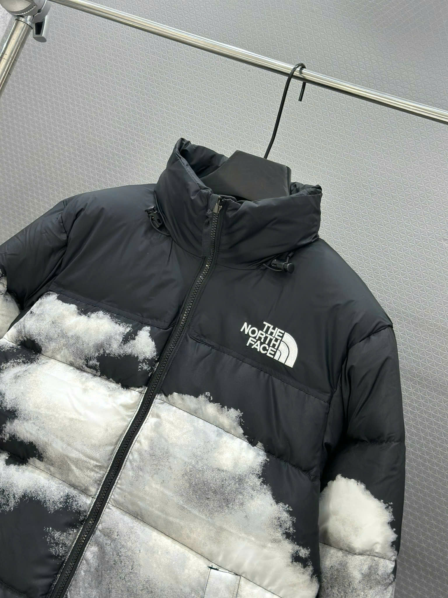 Áo khoác phao The North Face Ðen loang Mây Trắng Like Auth 1-1 on web M-XXL VTN