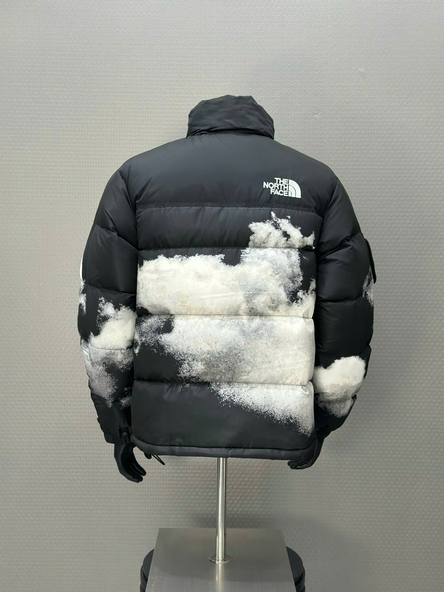 Áo khoác phao The North Face Ðen loang Mây Trắng Like Auth 1-1 on web M-XXL VTN