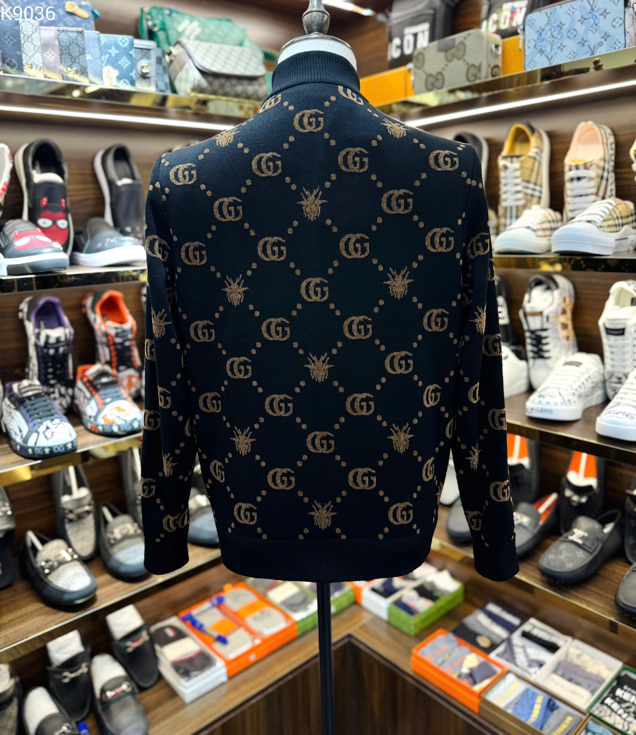 Áo khoác Gucci GC Đen logo đỏ monogram check viền Like Auth 46-52 MK