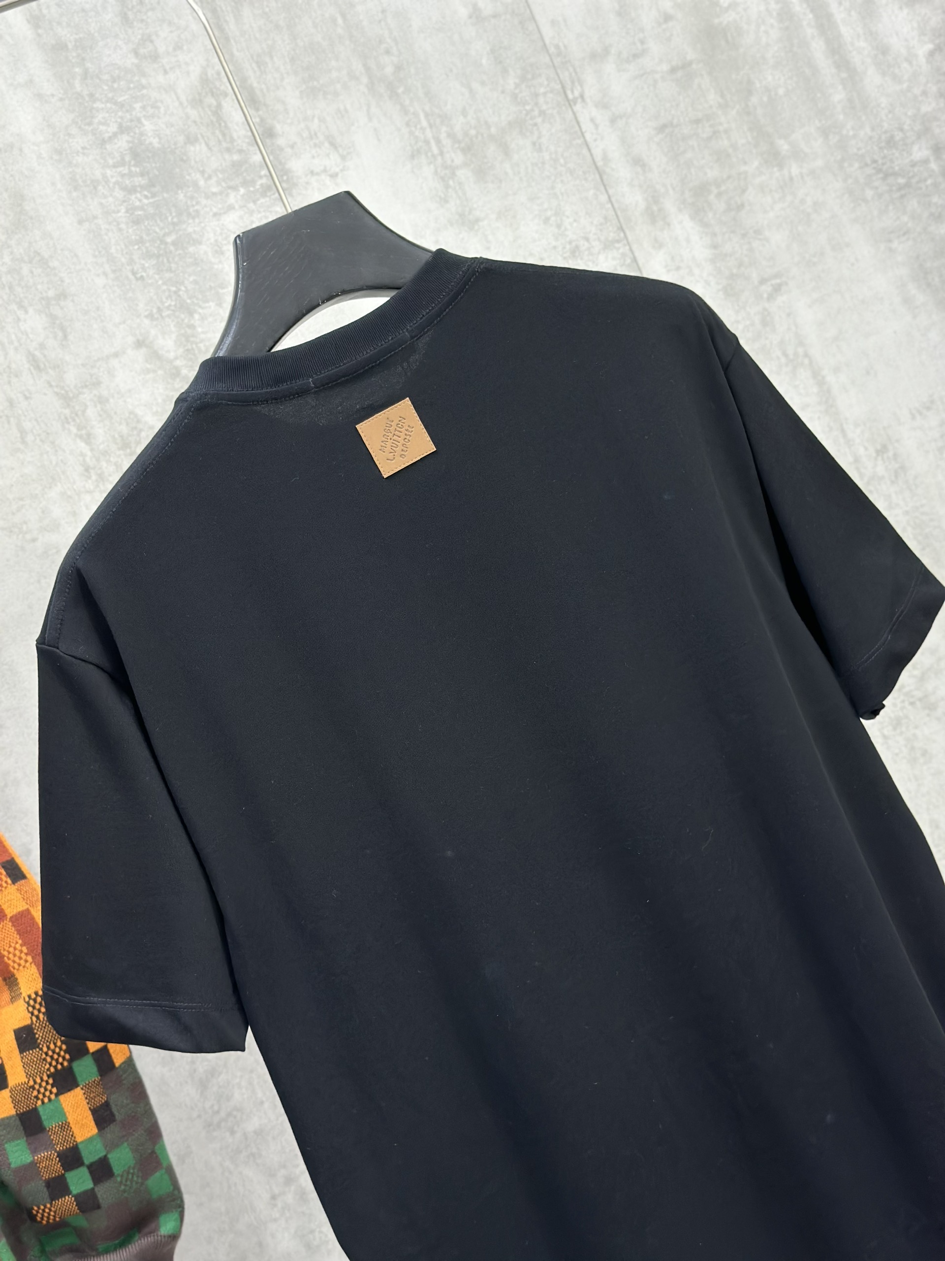 Áo phông T shirt Louis Vuitton LV Forever logo thêu ngực Like Auth XXS-M