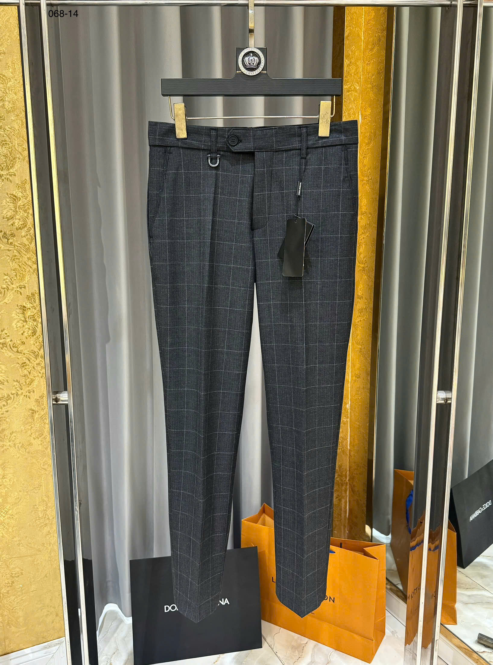 Quần tây âu Dolce Gabbana DG kẻ ô logo tag kim loại Like Auth 29-34 CD