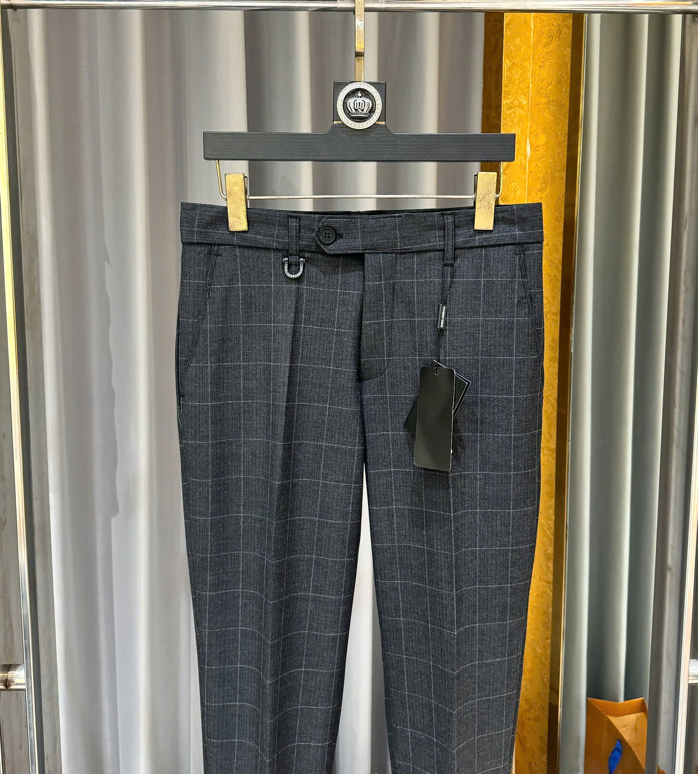 Quần tây âu Dolce Gabbana DG kẻ ô logo tag kim loại Like Auth 29-34 CD