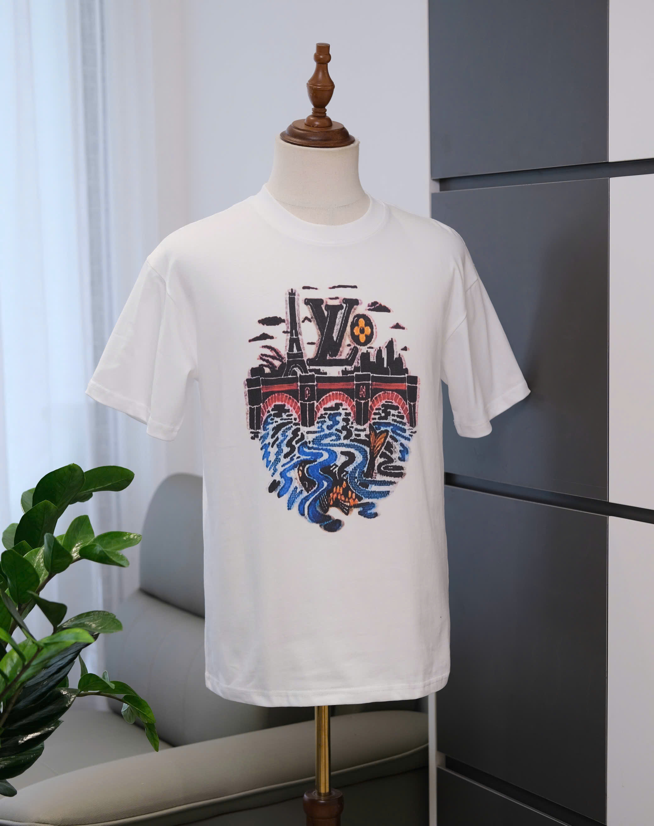 Áo phông T shirt Louis Vuitton LV Trắng họa tiết thành phố Paris Like Auth S-L DDT