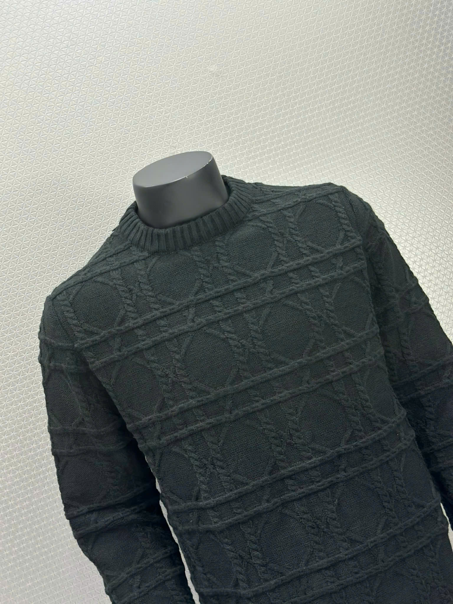 Áo sweater len Dior CD Đen vân gân nổi Like Auth XS-L VTN