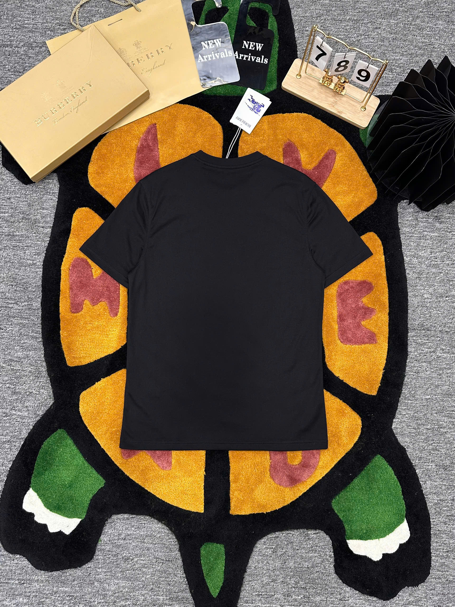 Áo phông T-shirt Burberry BBR logo chữ hoa hồng thêu ngực Like Auth on web MK