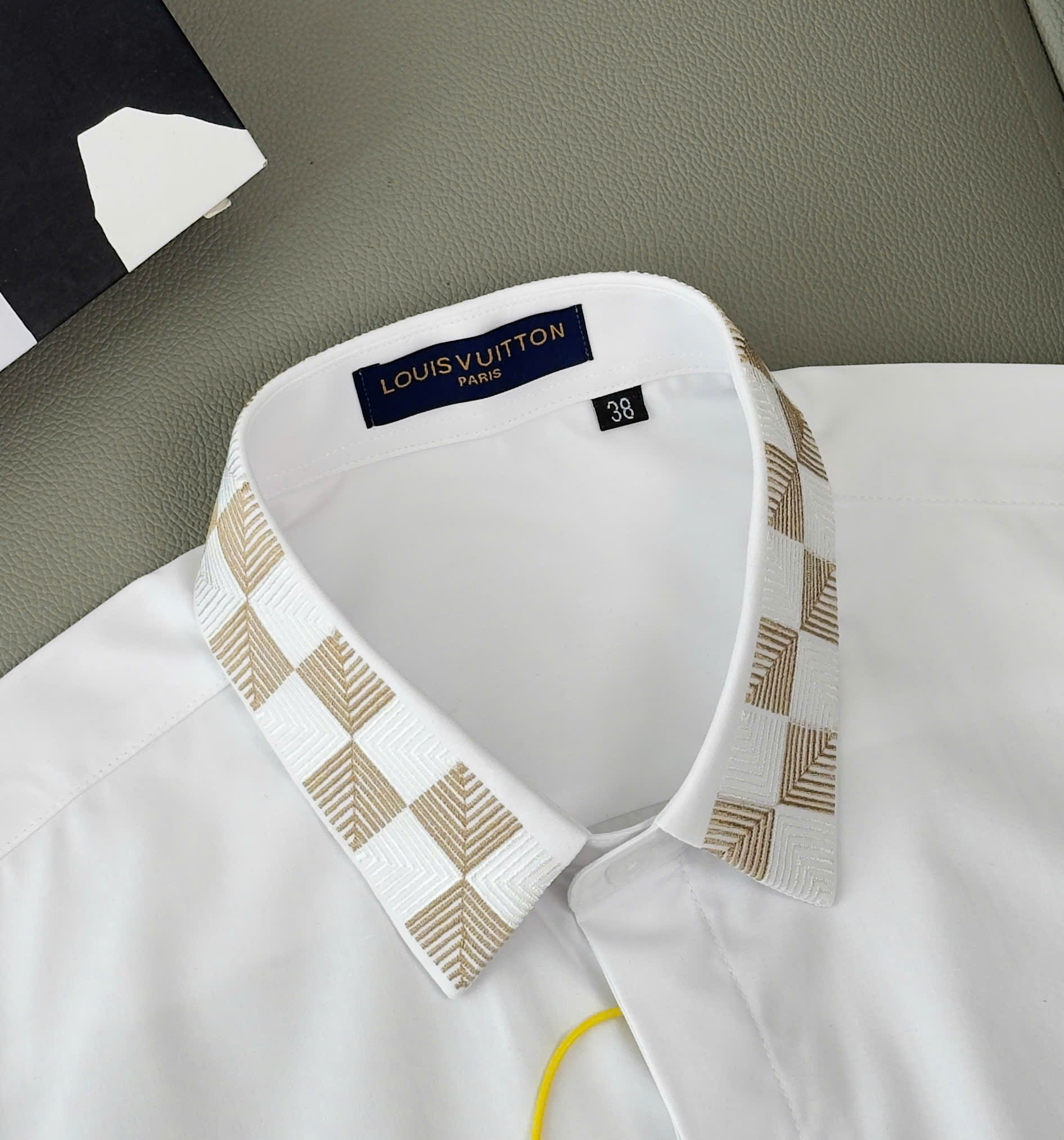 Áo sơ mi Louis Vuitton LV Trắng check tay cổ caro Like Auth 38-41 DDT