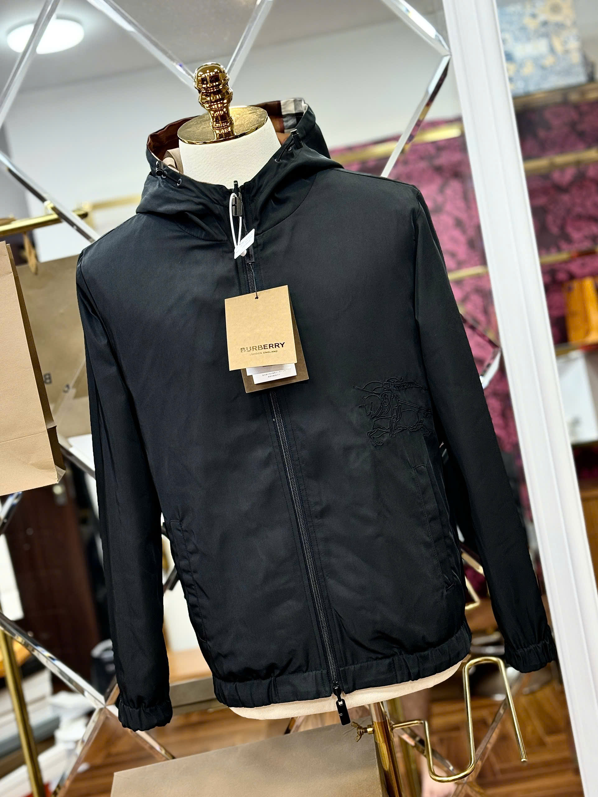 Áo khoác mũ Jacket 2 mặt Burberry kẻ sọc Like Auth 44-50 CD