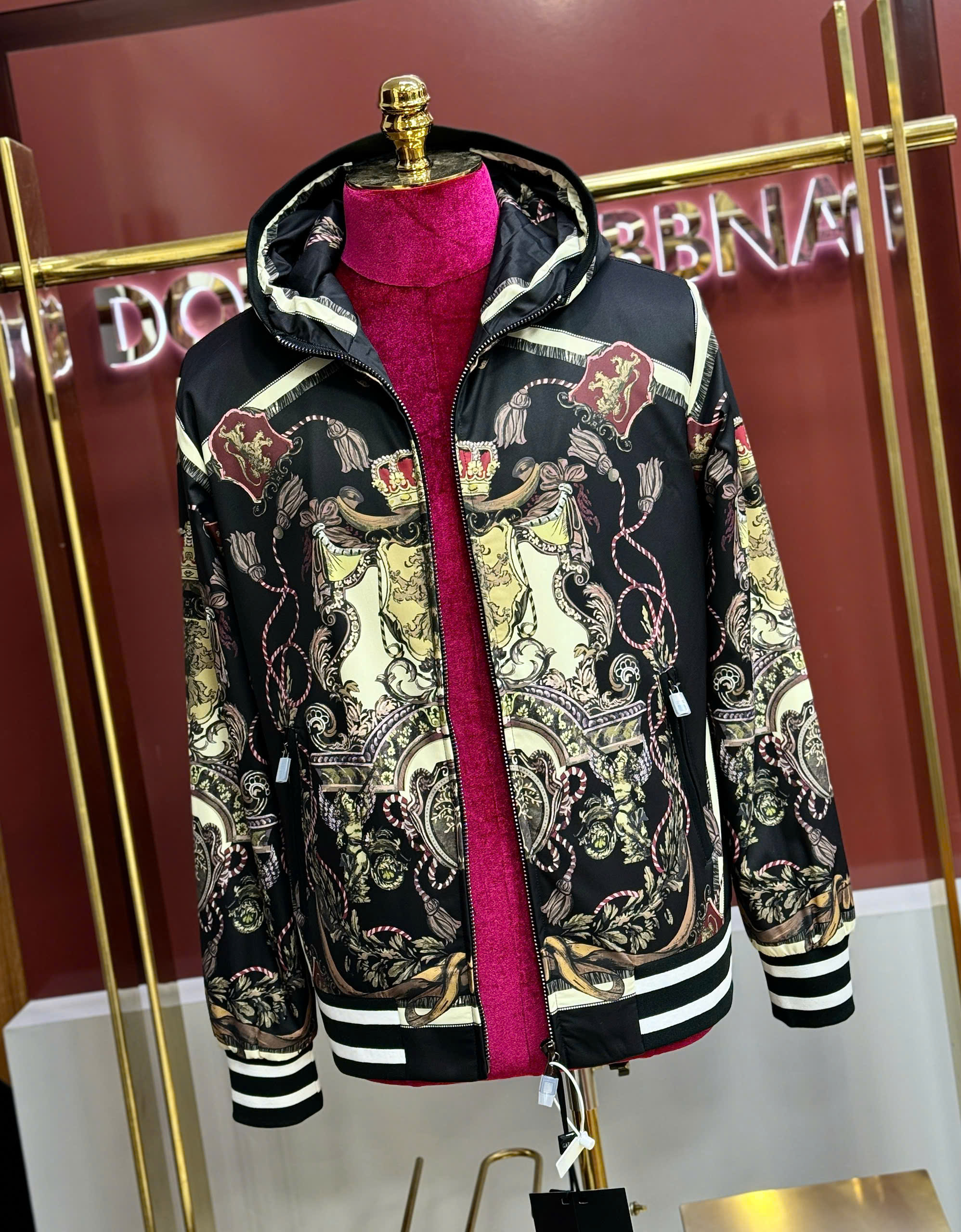 Áo khoác bomber Dolce Gabbana DG họa tiết cờ quý tộc full Like Auth 46-50 CD