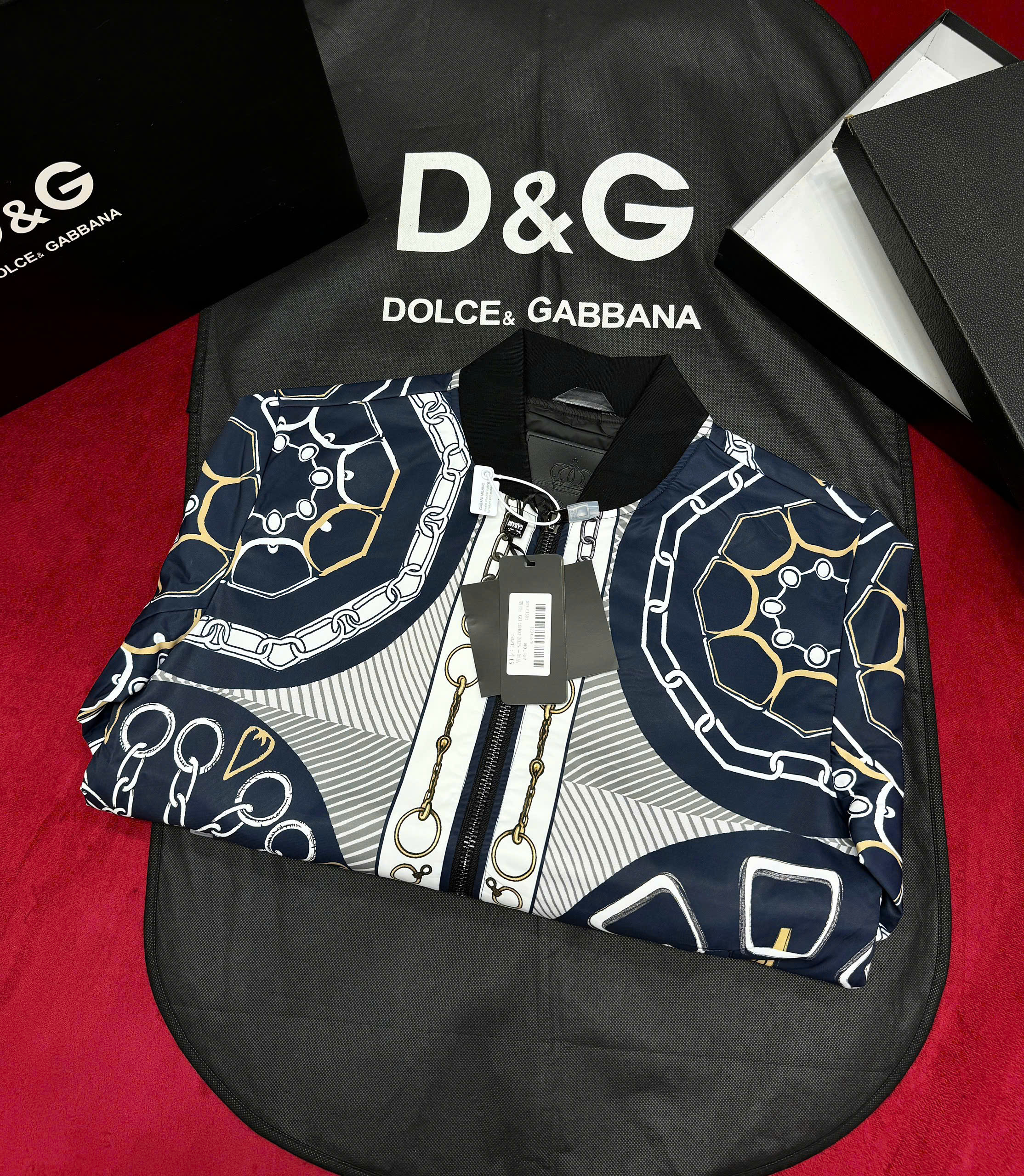 Áo khoác bomber Dolce Gabbana DG họa tiết Xích phối Vạn Hoa Like Auth 46-50 CD