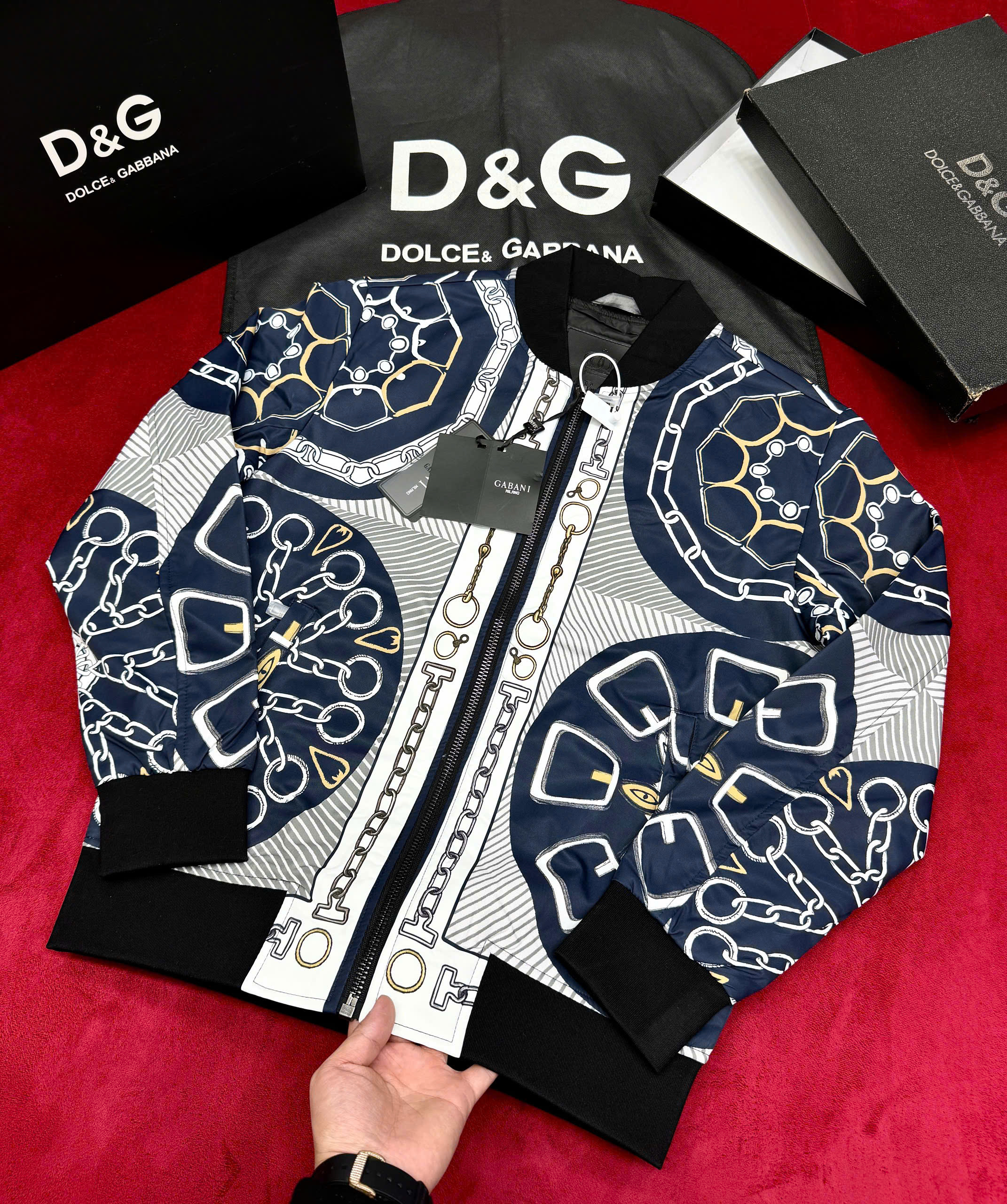 Áo khoác bomber Dolce Gabbana DG họa tiết Xích phối Vạn Hoa Like Auth 46-50 CD