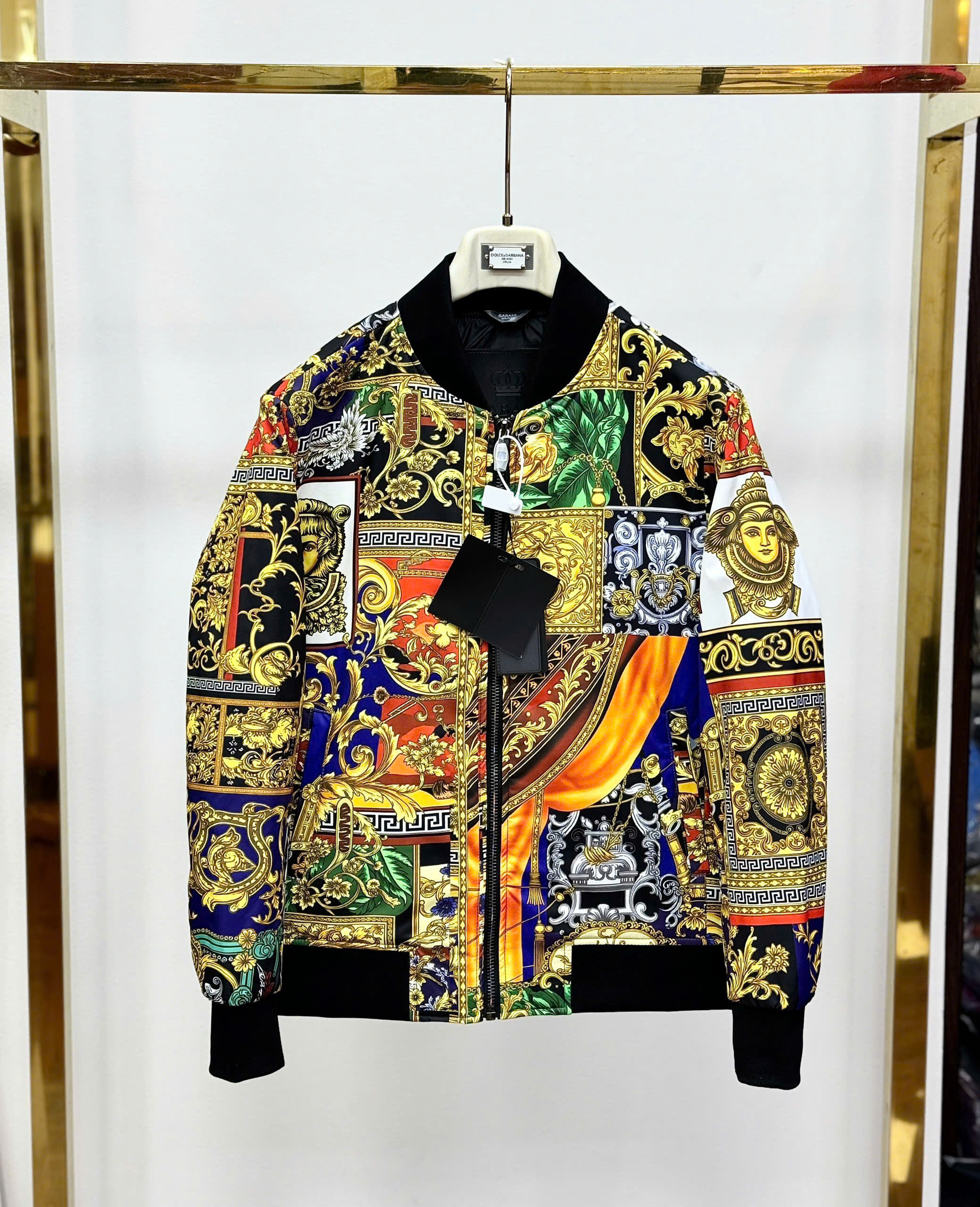 Áo khoác Bomber Versace VS họa tiết mặt quỷ Vàng Like Auth 44-50 CD
