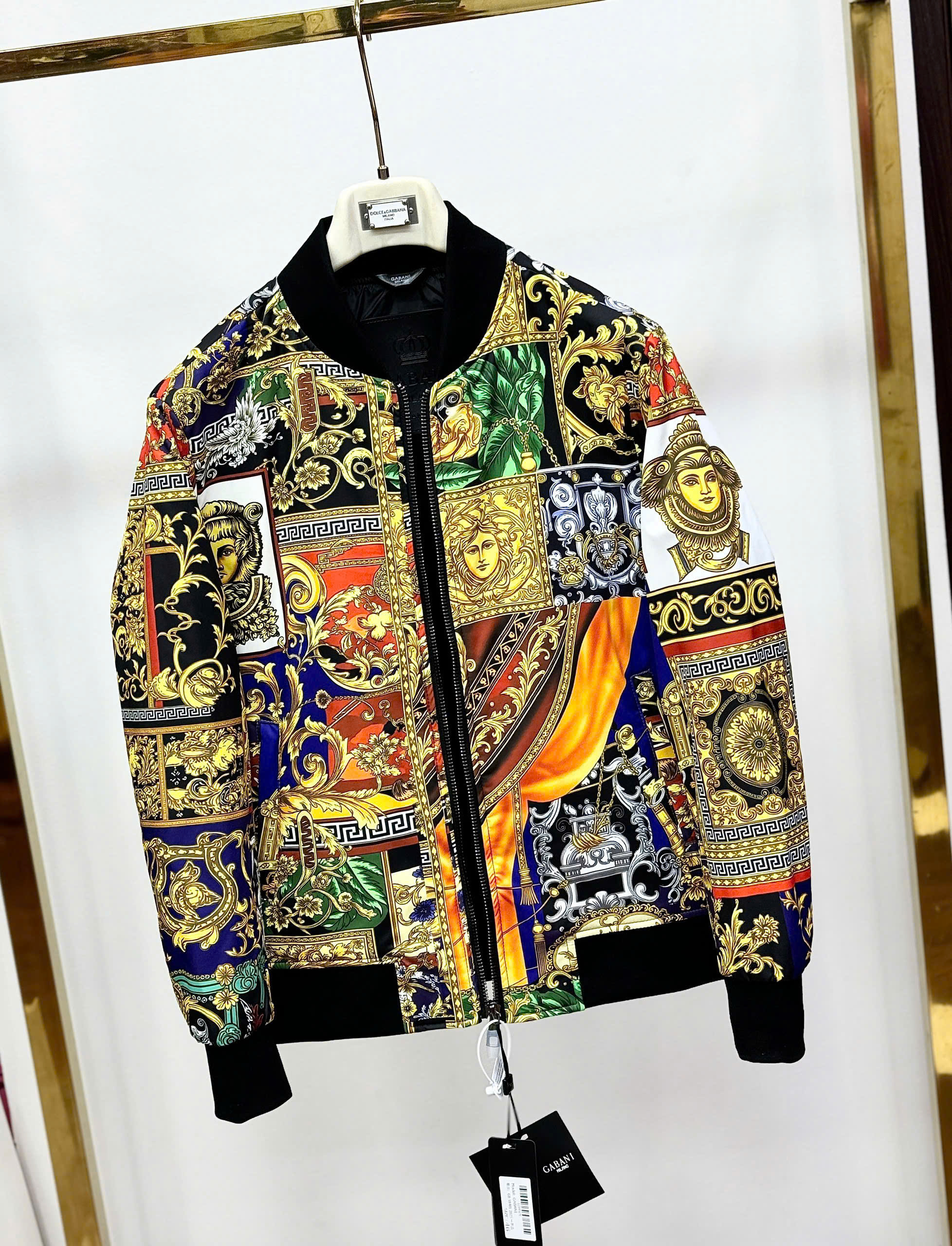 Áo khoác Bomber Versace VS họa tiết mặt quỷ Vàng Like Auth 44-50 CD