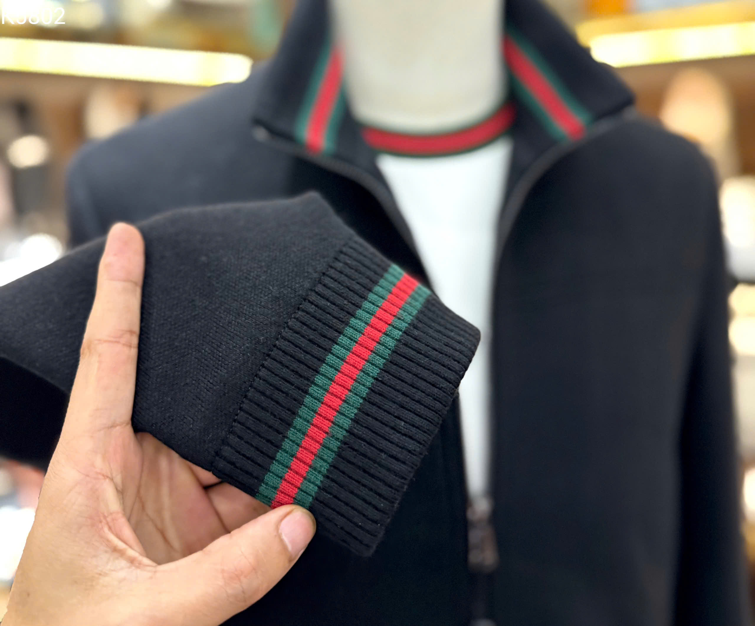 Áo khoác Gucci GC Đen trơn check kẻ sọc Xanh Đỏ tay cổ Like Auth 48-52 MK