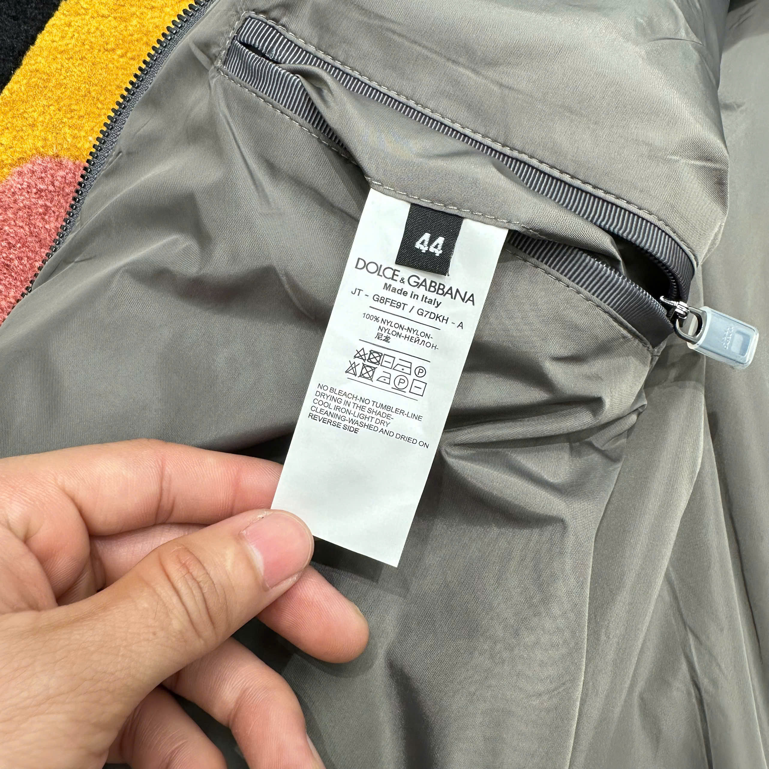 Áo khoác bomber Dolce Gabbana DG Xám logo tag vuông ngực Like Auth 44-48 MK