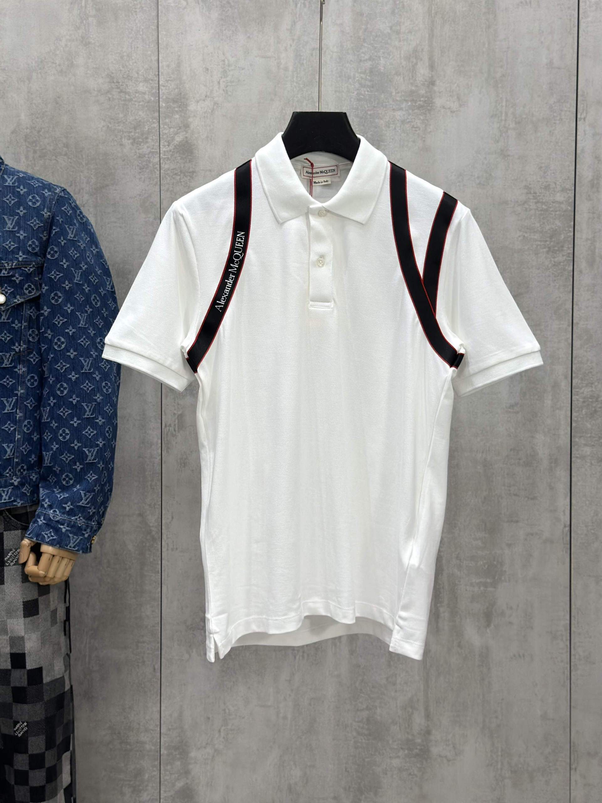 Áo polo Mcqueen MCQ Trắng phối vạt vai Đen Like Auth S-XL VTN