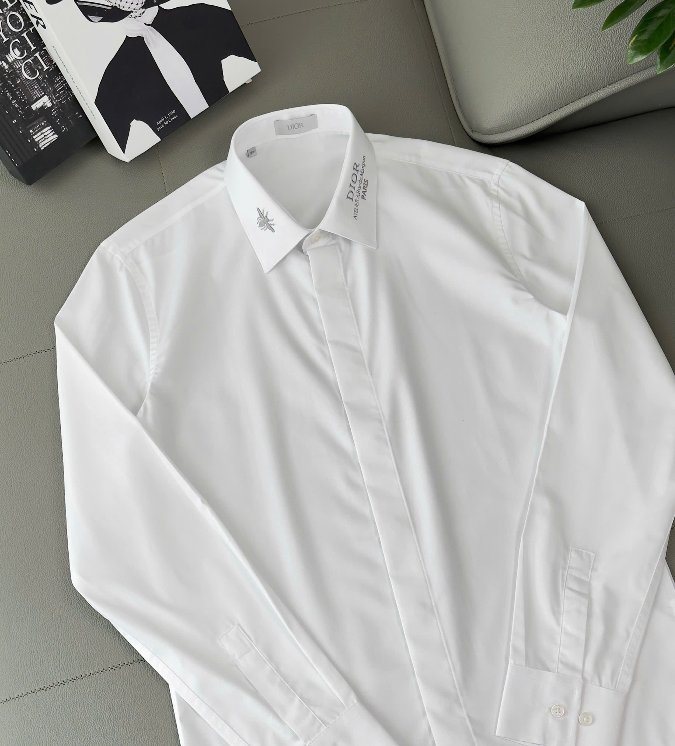 Áo sơ mi Dior CD Trắng logo thêu Ong check cổ Like AUth 38-41 DDT