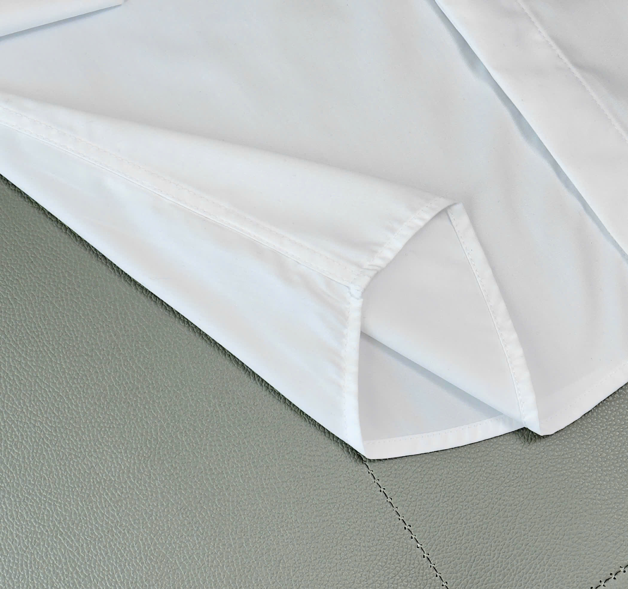 Áo sơ mi Fendi FD Trắng trơn logo đôi mắt Vàng check cổ Like AUth 38-41 DDT