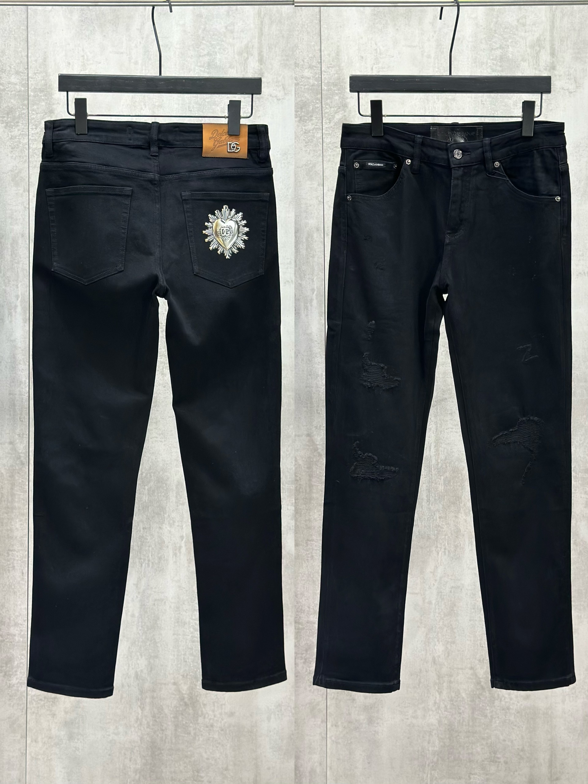 Quần jean bò Dolce Gabbana DG Đen trơn logo trái tim Like Auth 28-34 VTN