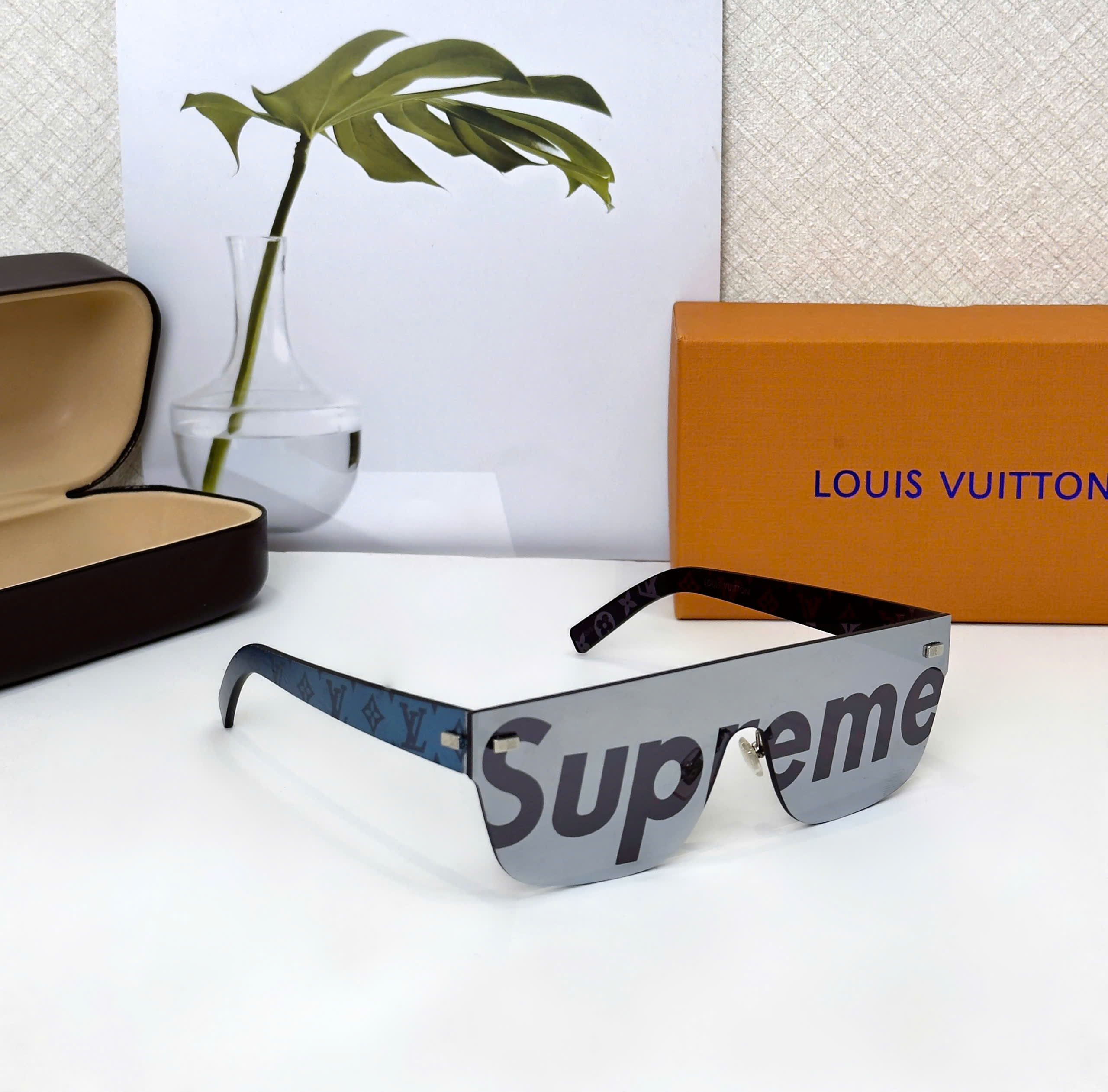 Kính mắt thời trang Louis Vuitton LV Supreme họa tiết Like Auth on web fulbox DDT