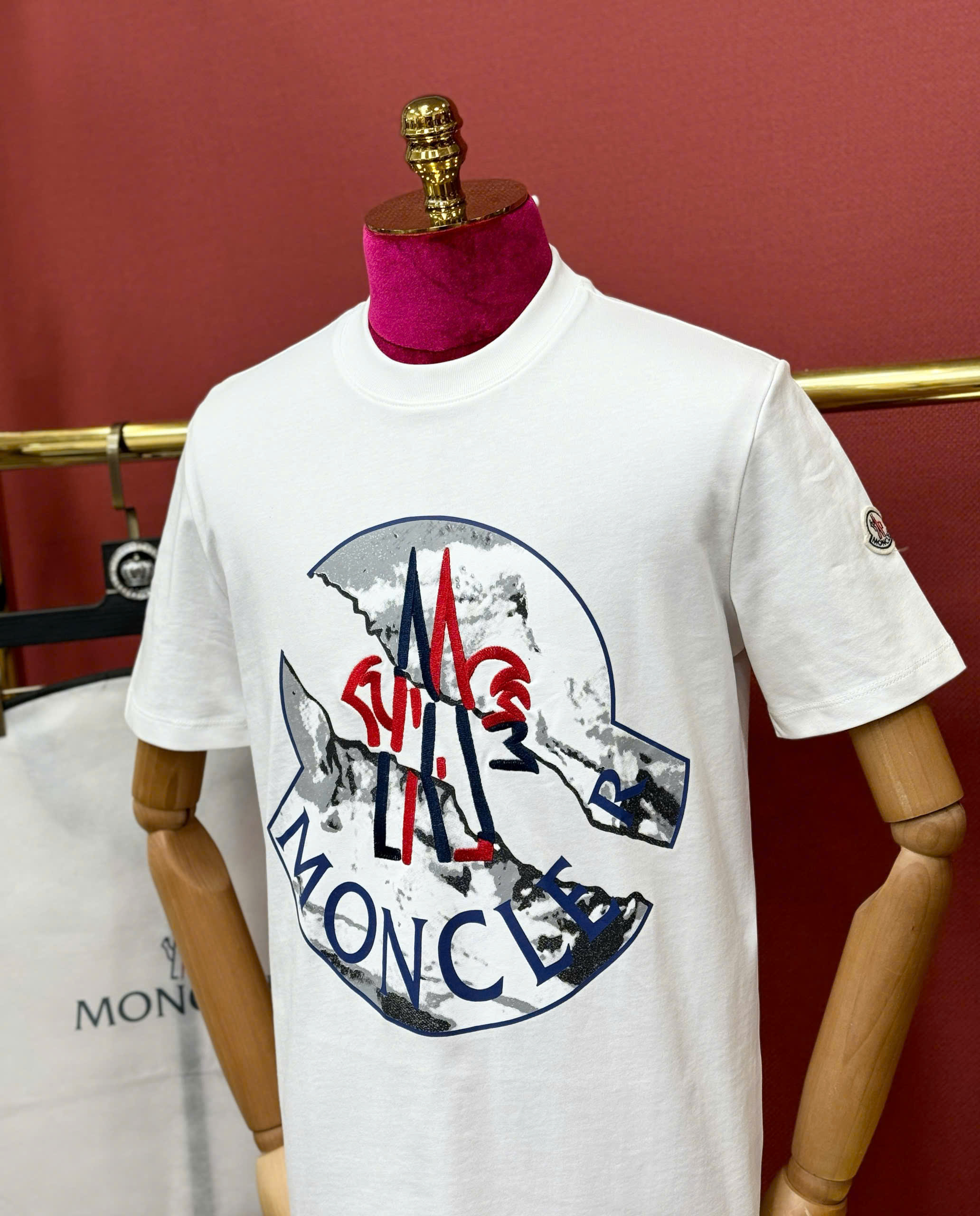 Áo phông T shirt Moncler logo vỡ Like AUth 44-50 CD