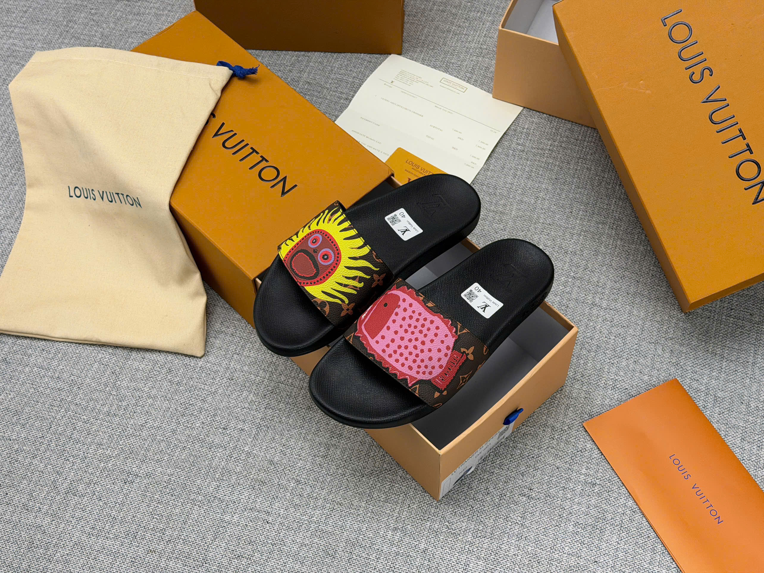Dép lê Louis Vuitton LV x YK Pool Pillow Flat Comfort Mules Cacao Brown Like Auth 38-43 MK