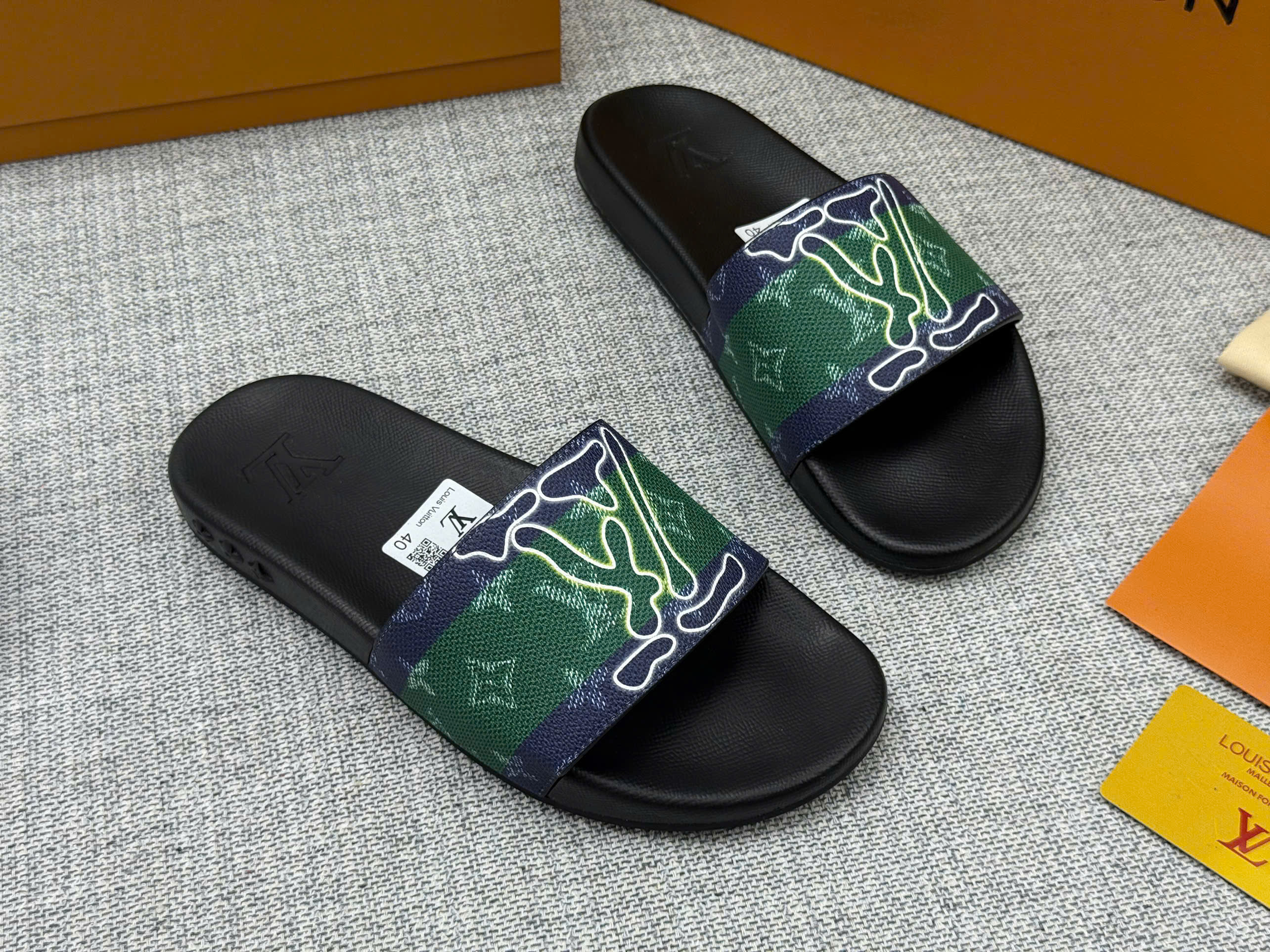 Dép lê quai ngang Louis Vuitton LV logo phối monogram nhám Like AUth 38-43 MK