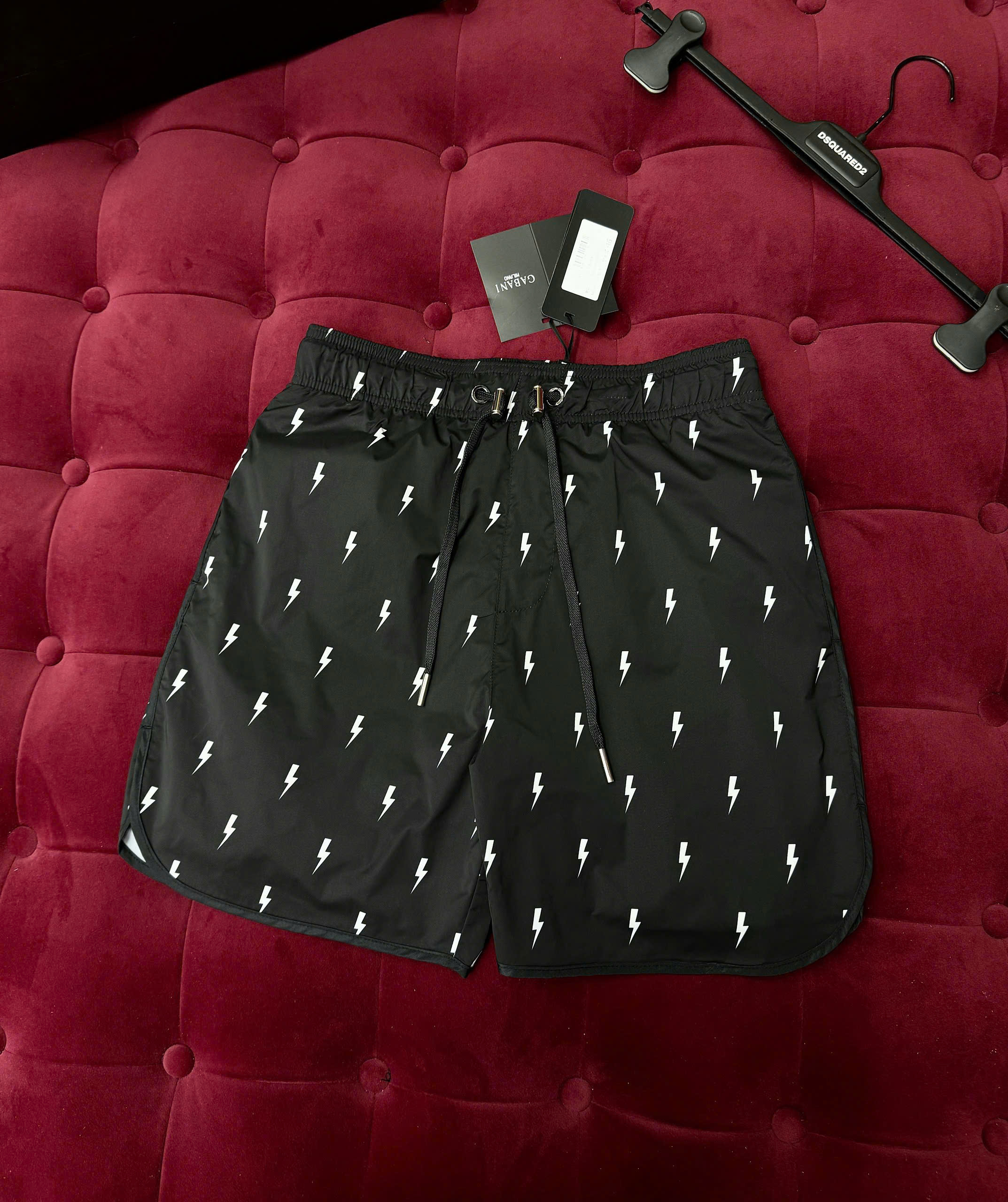 Quần short gió Dolce Neil Barret họa tiết tia sét Like Auth 44-50 MK