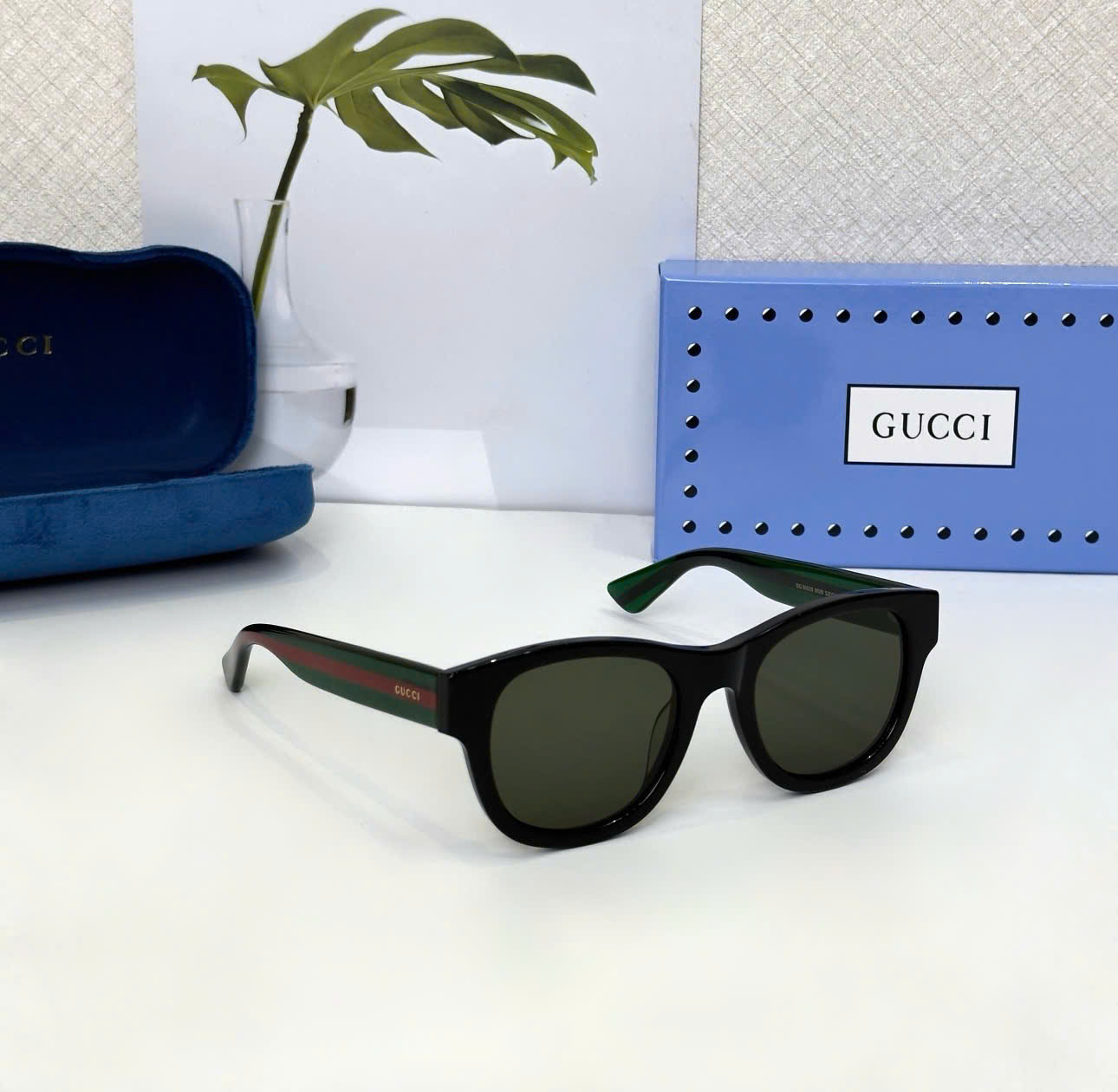 Kính mắt thời trang Gucci GC Đen phối gọng Xanh Đỏ LA on web fullbox