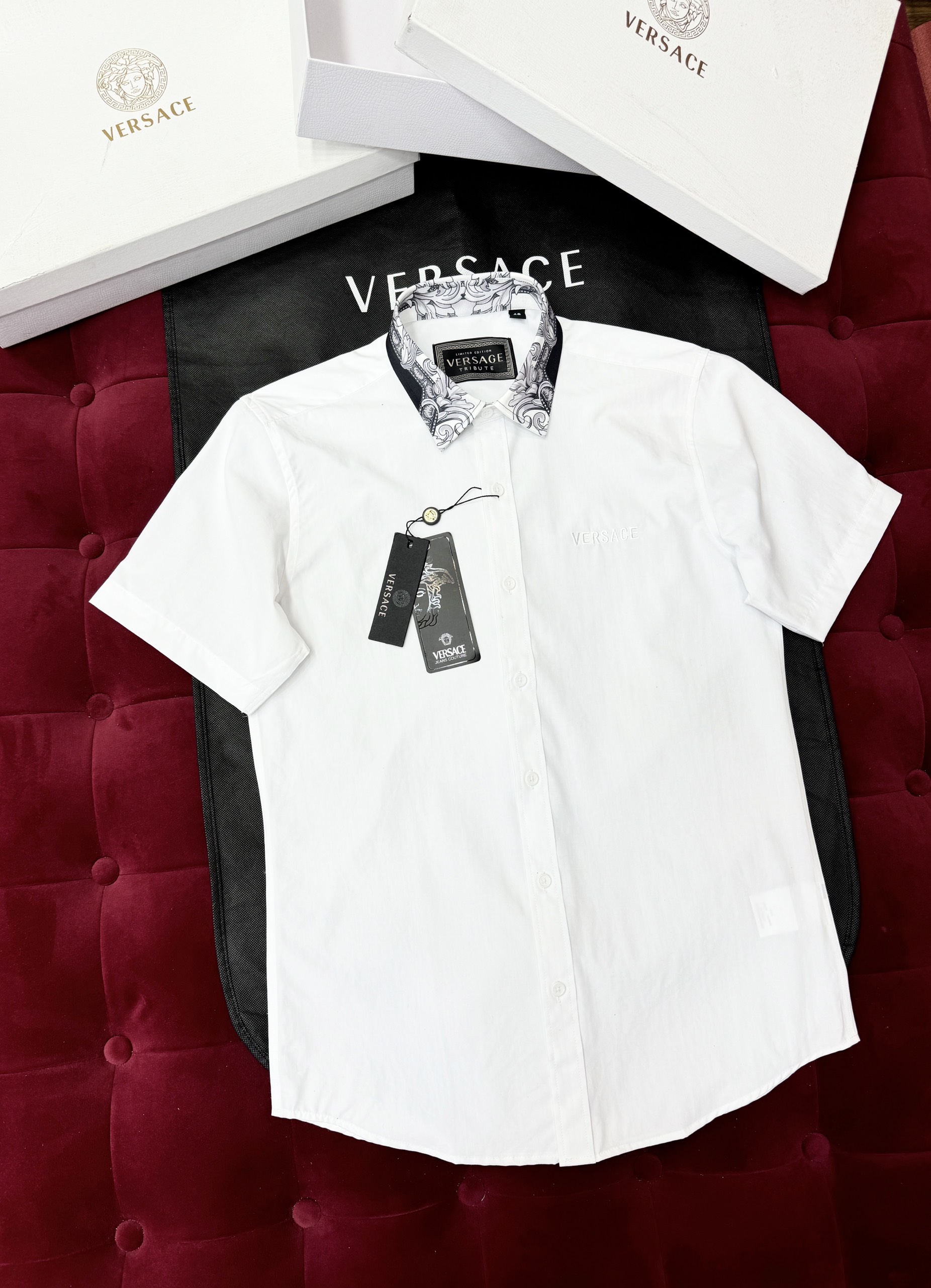 Áo sơ mi cộc tay Versace VS họa tiết check cổ logo thêu ngực Like Auth 44-50 CD