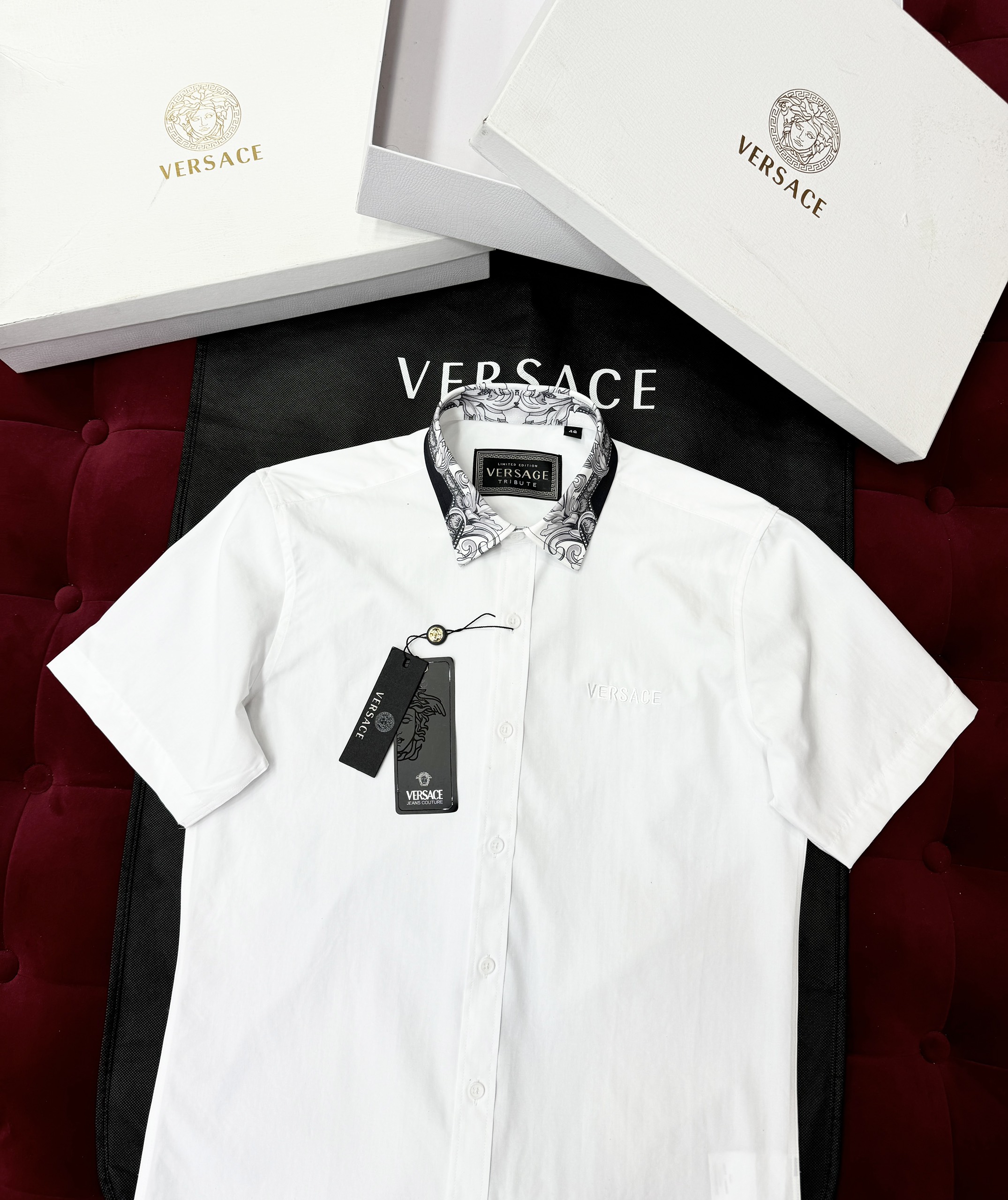 Áo sơ mi cộc tay Versace VS họa tiết check cổ logo thêu ngực Like Auth 44-50 CD