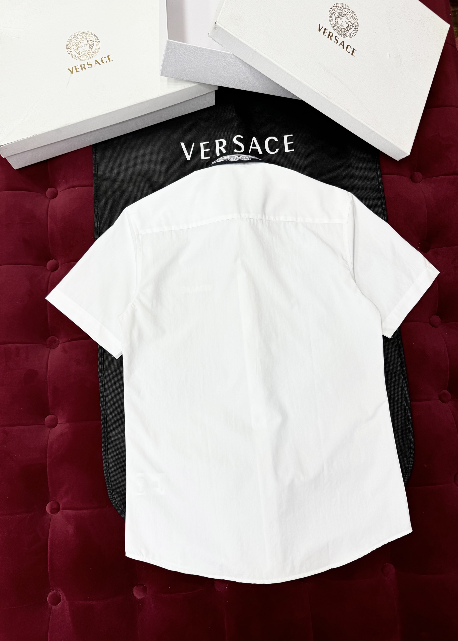 Áo sơ mi cộc tay Versace VS họa tiết check cổ logo thêu ngực Like Auth 44-50 CD