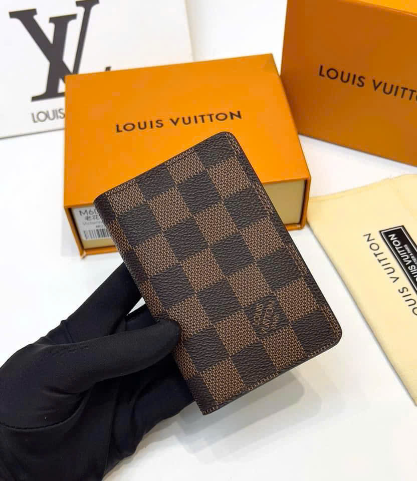 Ví thẻ Louis Vuitton LV Hold Card classic Like Auth PLD