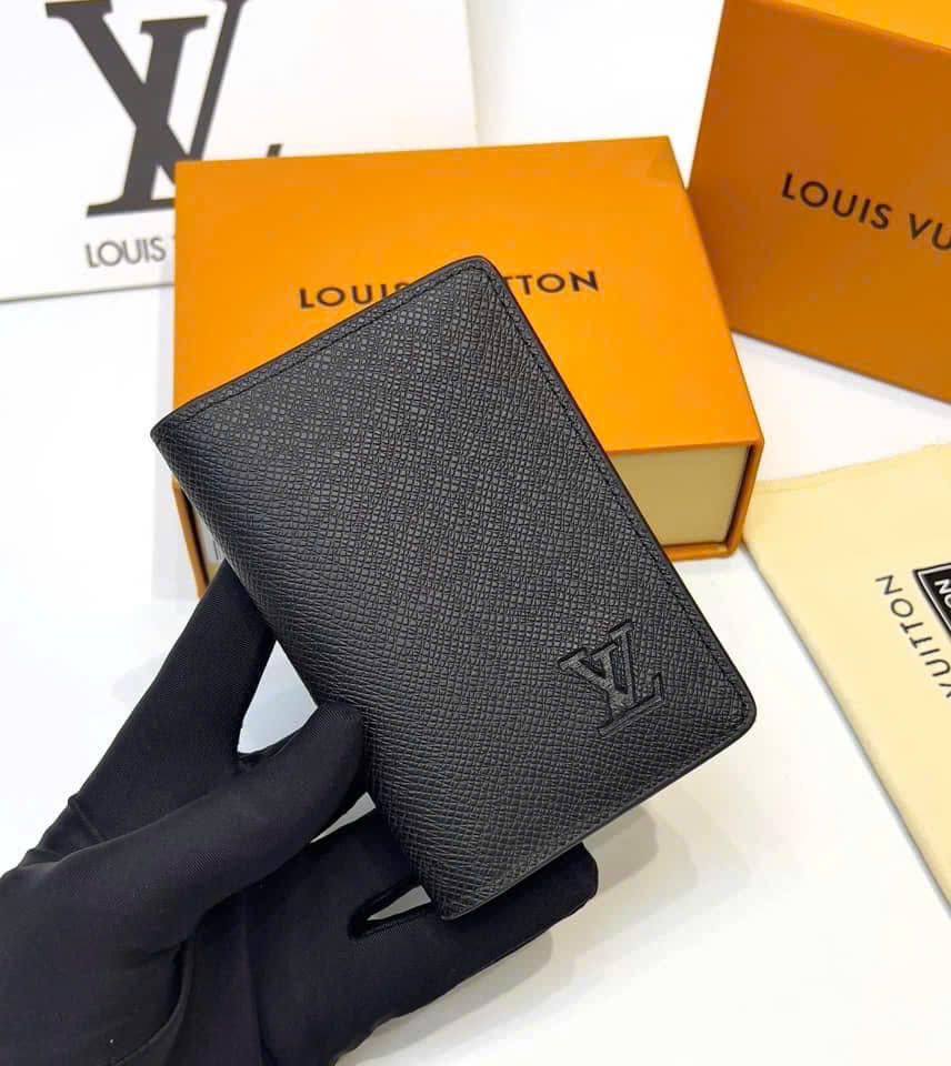 Ví thẻ Louis Vuitton LV Hold Card classic Like Auth PLD
