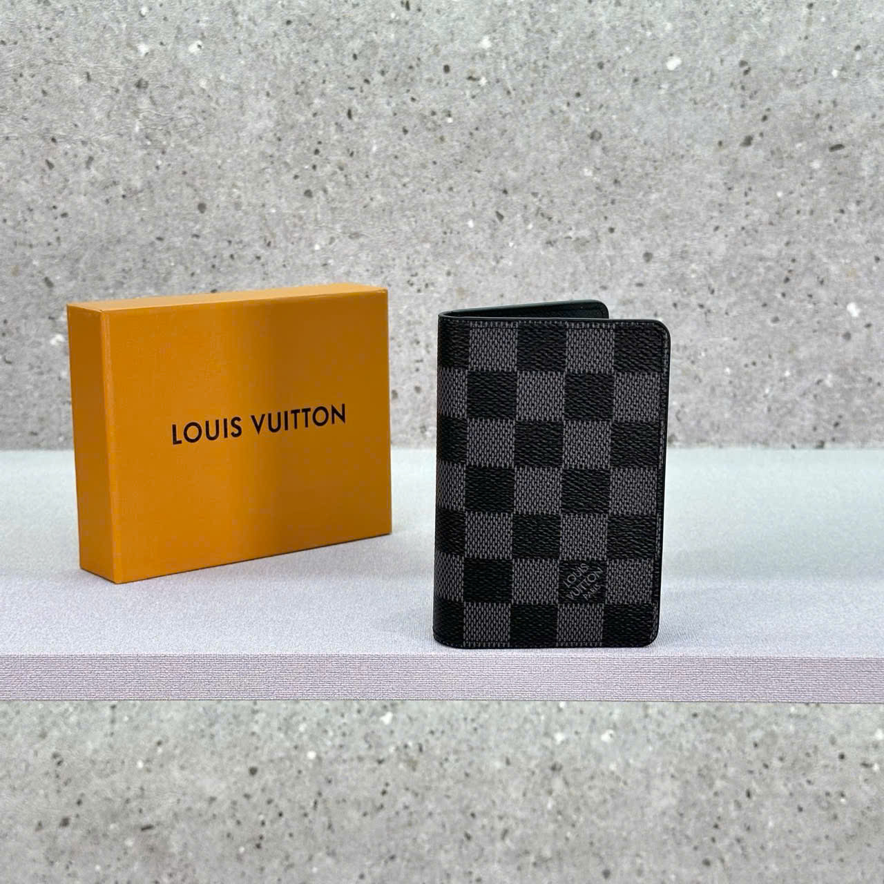 Ví thẻ Louis Vuitton LV Hold Card classic Like Auth PLD