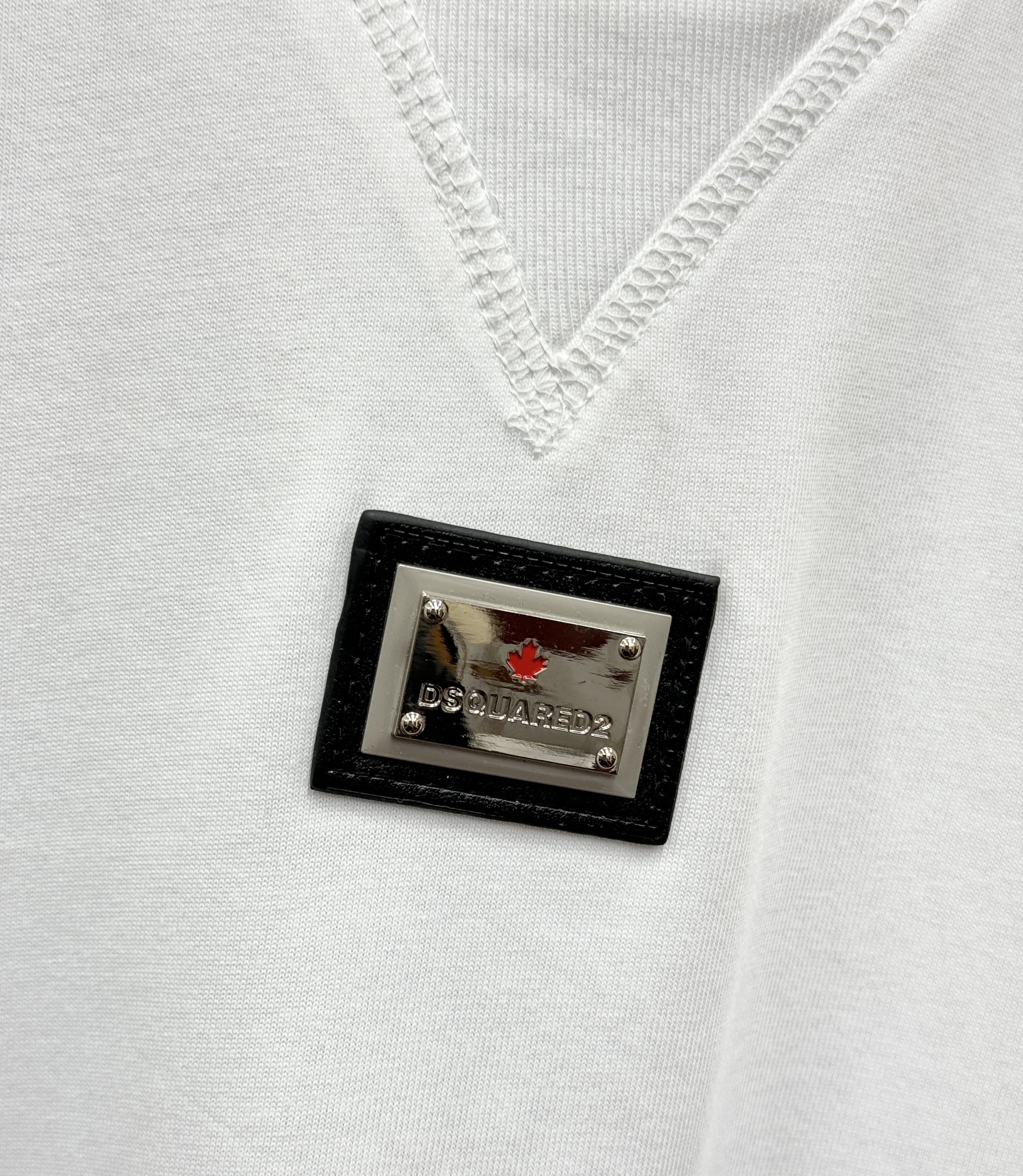 Áo phông T shirt Dsquared2 DSQ basic bo tay cổ tag vuông ngực Like Auth XS-L CD