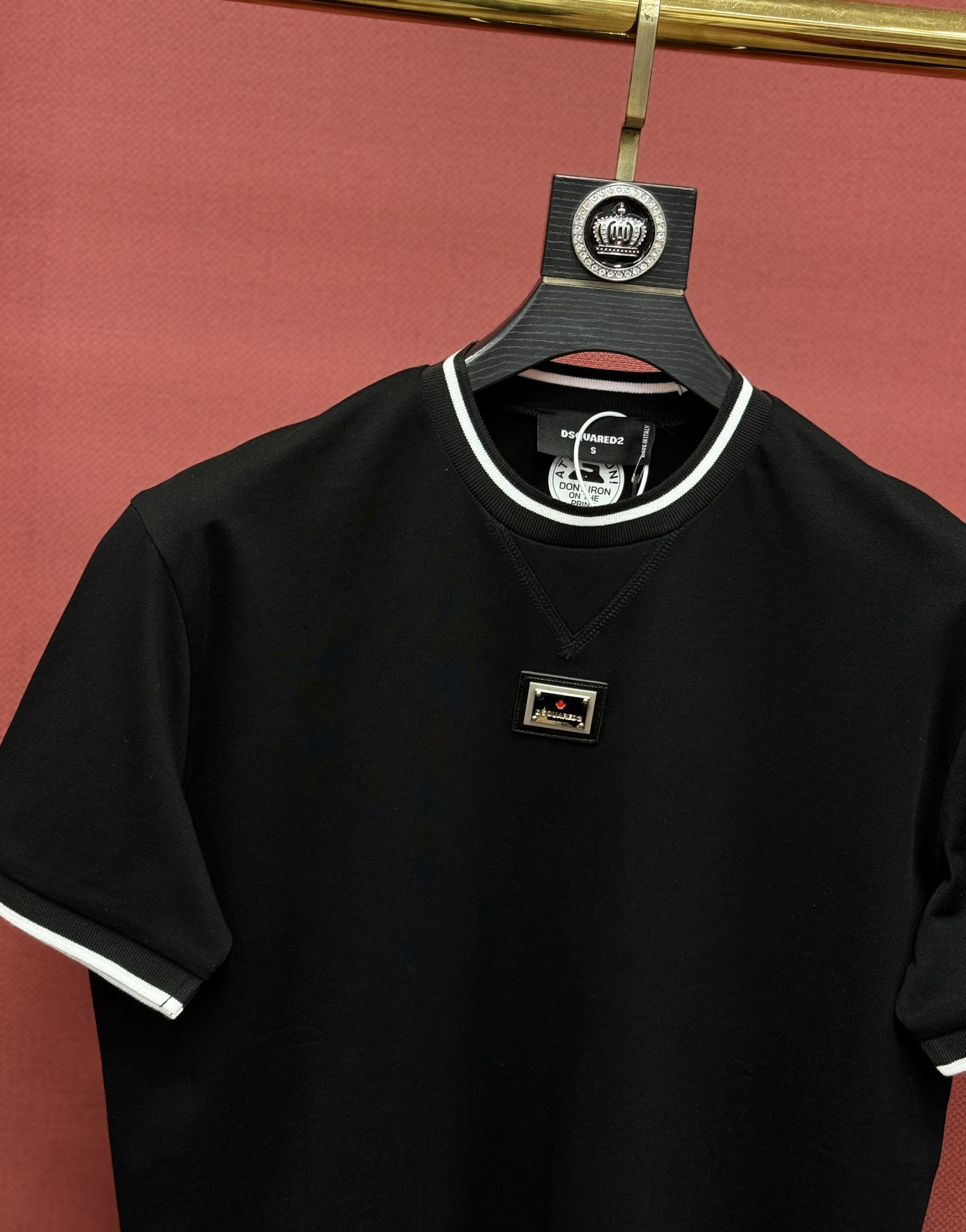 Áo phông T shirt Dsquared2 DSQ basic bo tay cổ tag vuông ngực Like Auth XS-L CD