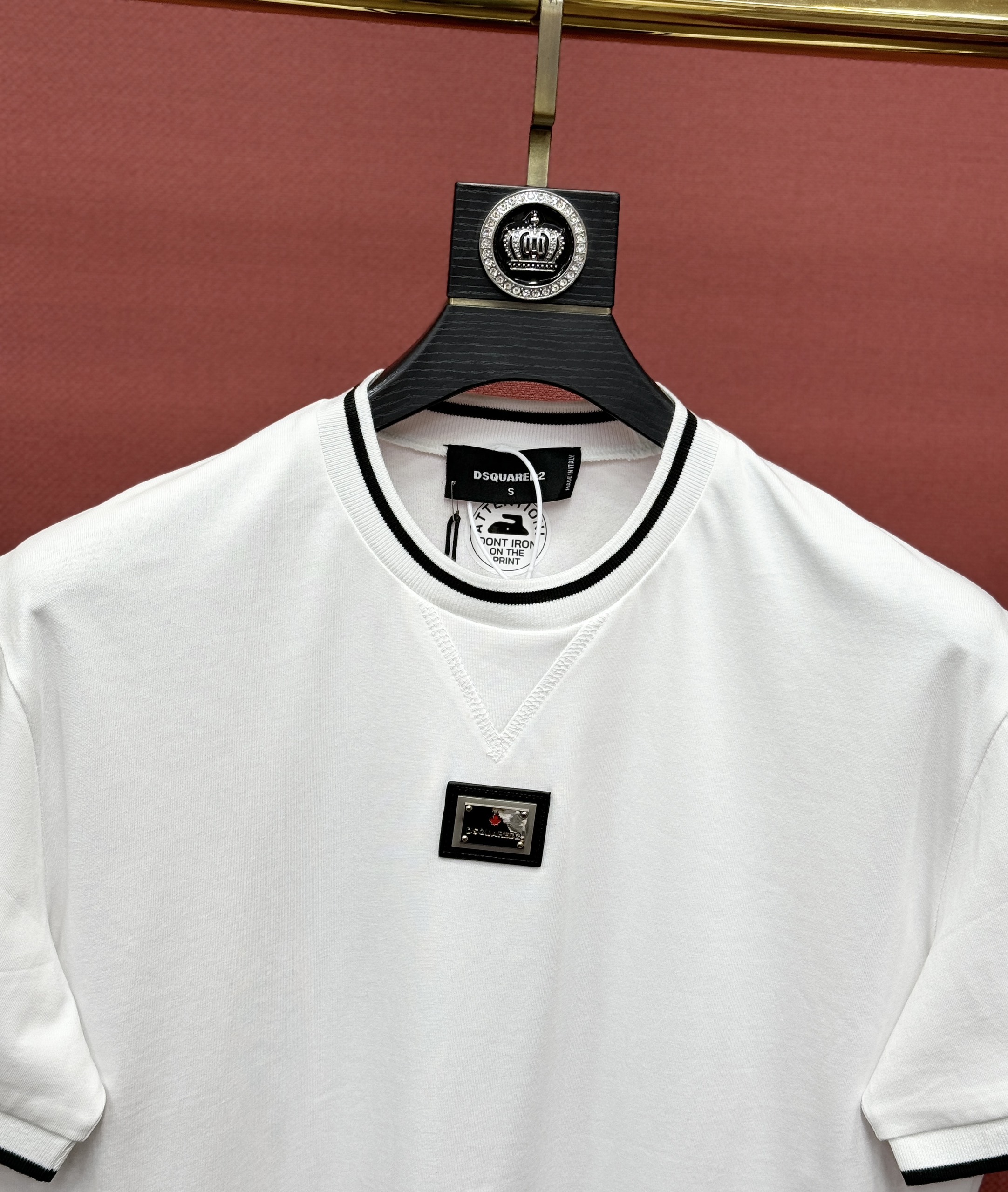 Áo phông T shirt Dsquared2 DSQ basic bo tay cổ tag vuông ngực Like Auth XS-L CD