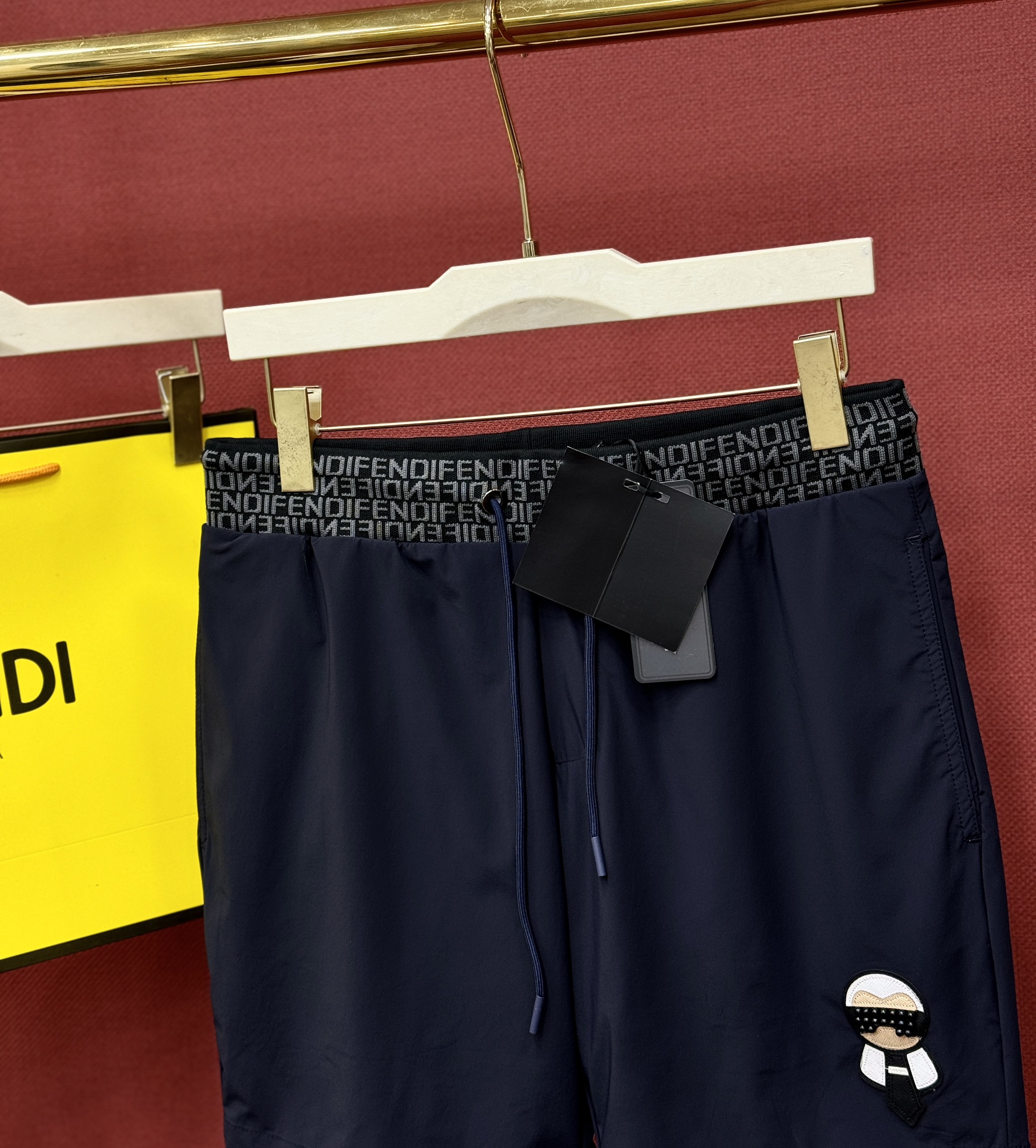 Quần short đùi gió Fendi FD logo check cạp thêu họa tiết dân chơi Like Auth 44-50 CD