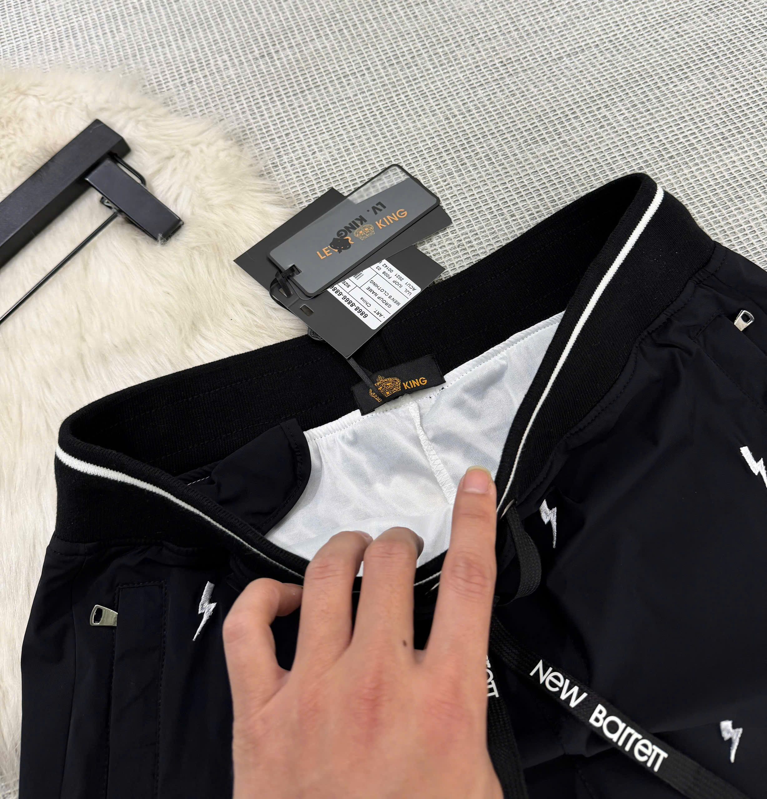 Quần short đùi gió Neil Barret logo thêu tia sét Like Auth S-XL MK