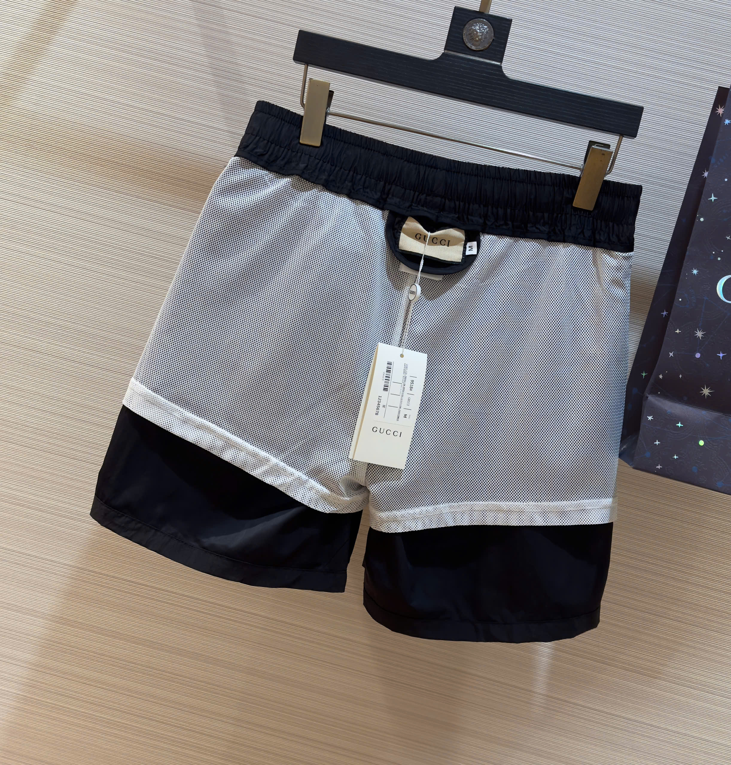 Quần short gió Gucci GC họa tiết logo thương hiệu Like Auth 1-1 on web DDT