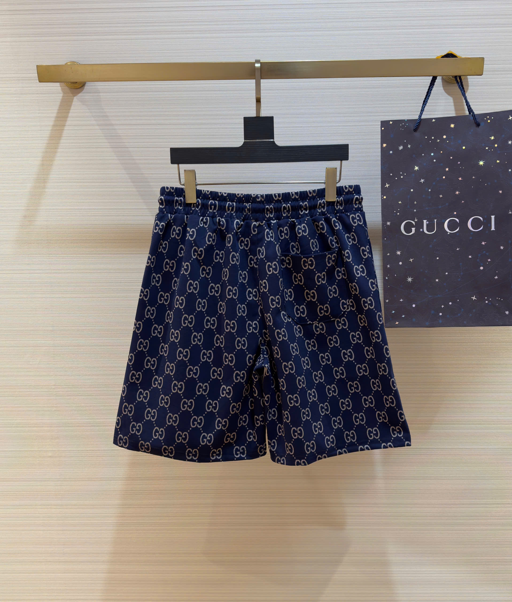Quần short nỉ Gucci GC Xanh than họa tiết monogram logo GG Like Auth 1-1 on web DDT