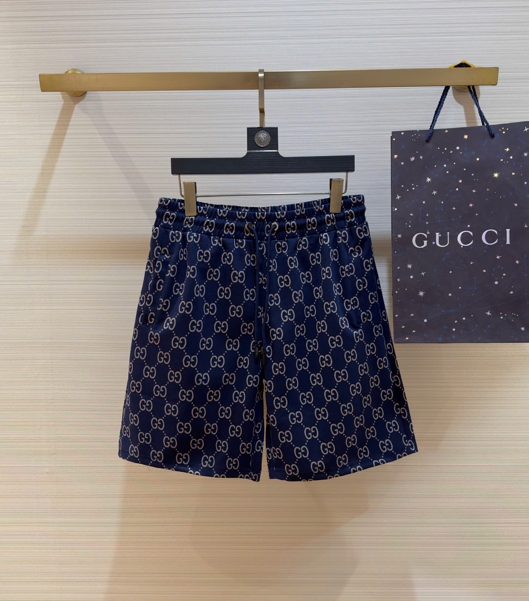 Quần short nỉ Gucci GC Xanh than họa tiết monogram logo GG Like Auth 1-1 on web DDT