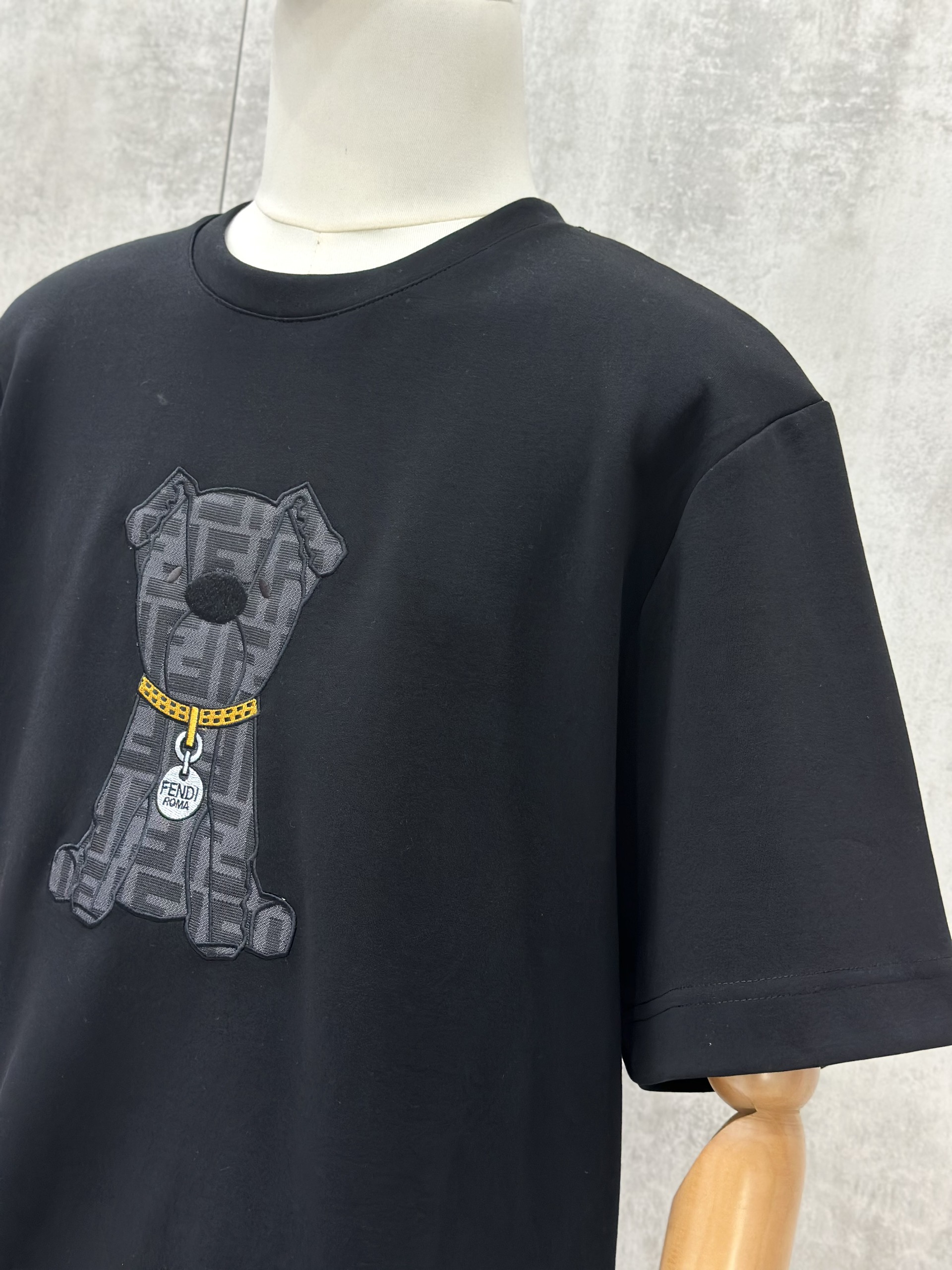 Áo phông T shirt Fendi FD họa tiết Cún Like Auth XS-M VTN