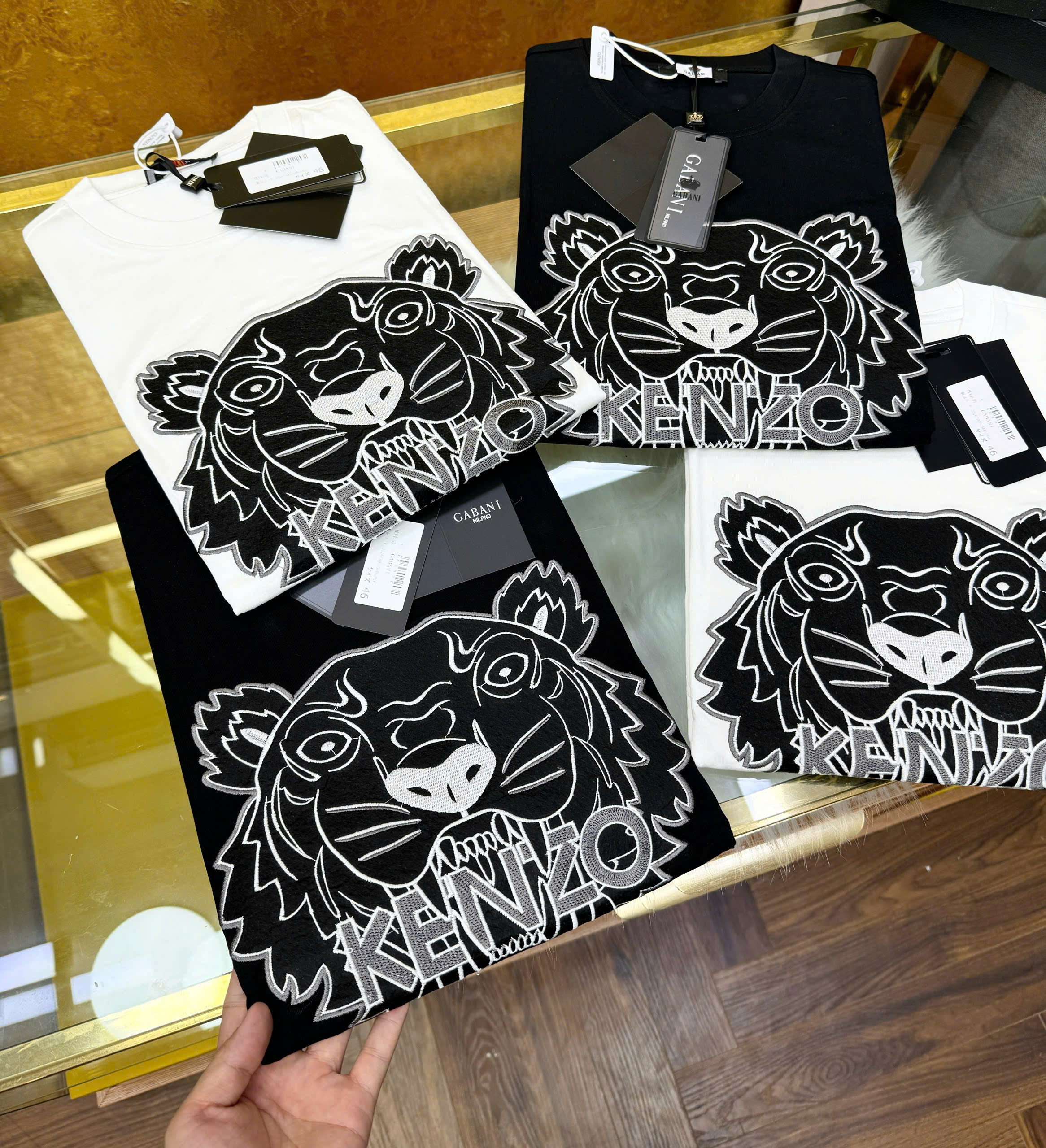Áo phông T shirt Kenzo thêu mặt hổ Đen Trắng Like Auth 46-50 CD