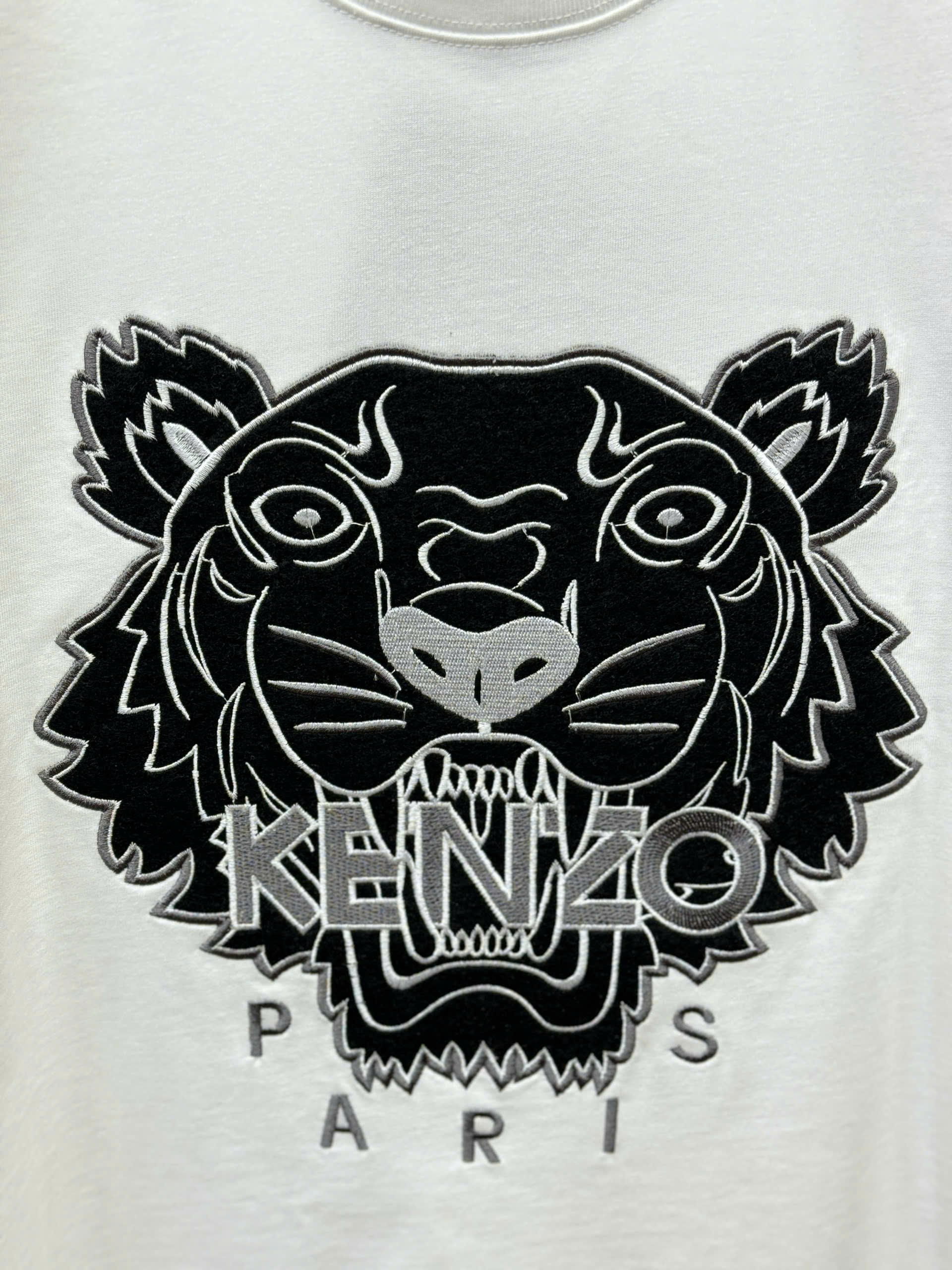 Áo phông T shirt Kenzo thêu mặt hổ Đen Trắng Like Auth 46-50 CD